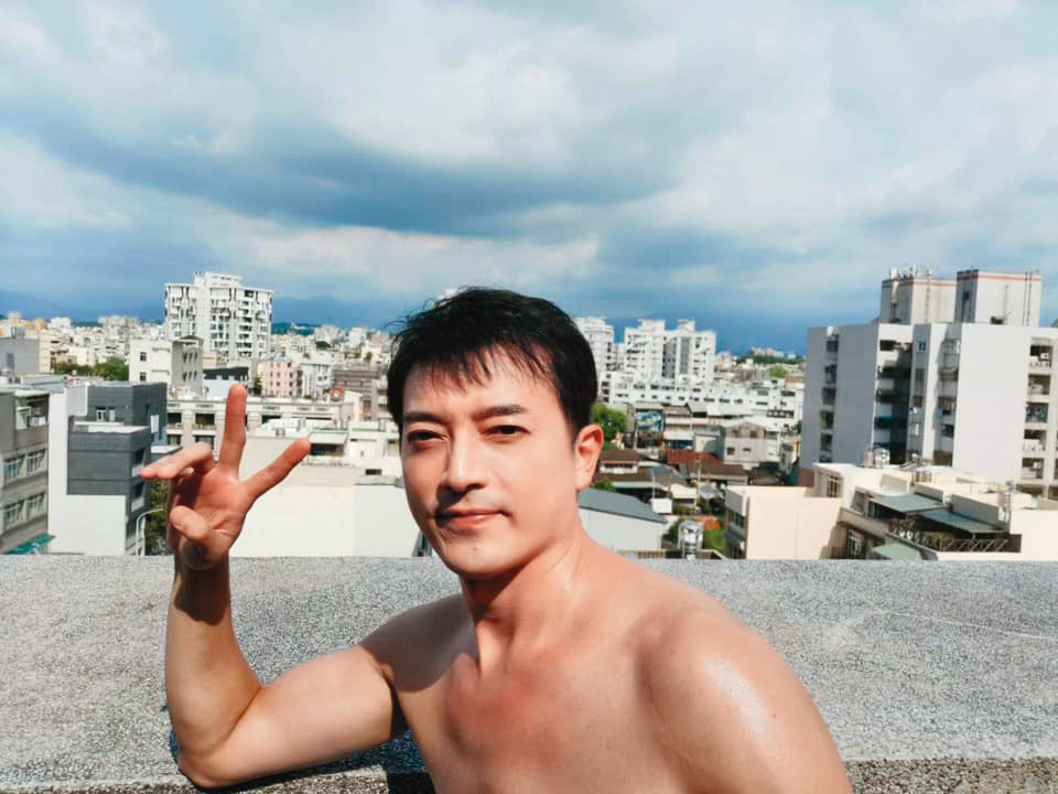 田家達年輕時,對於看上眼的女生就會想要試著交往。(翻攝田家達臉書)