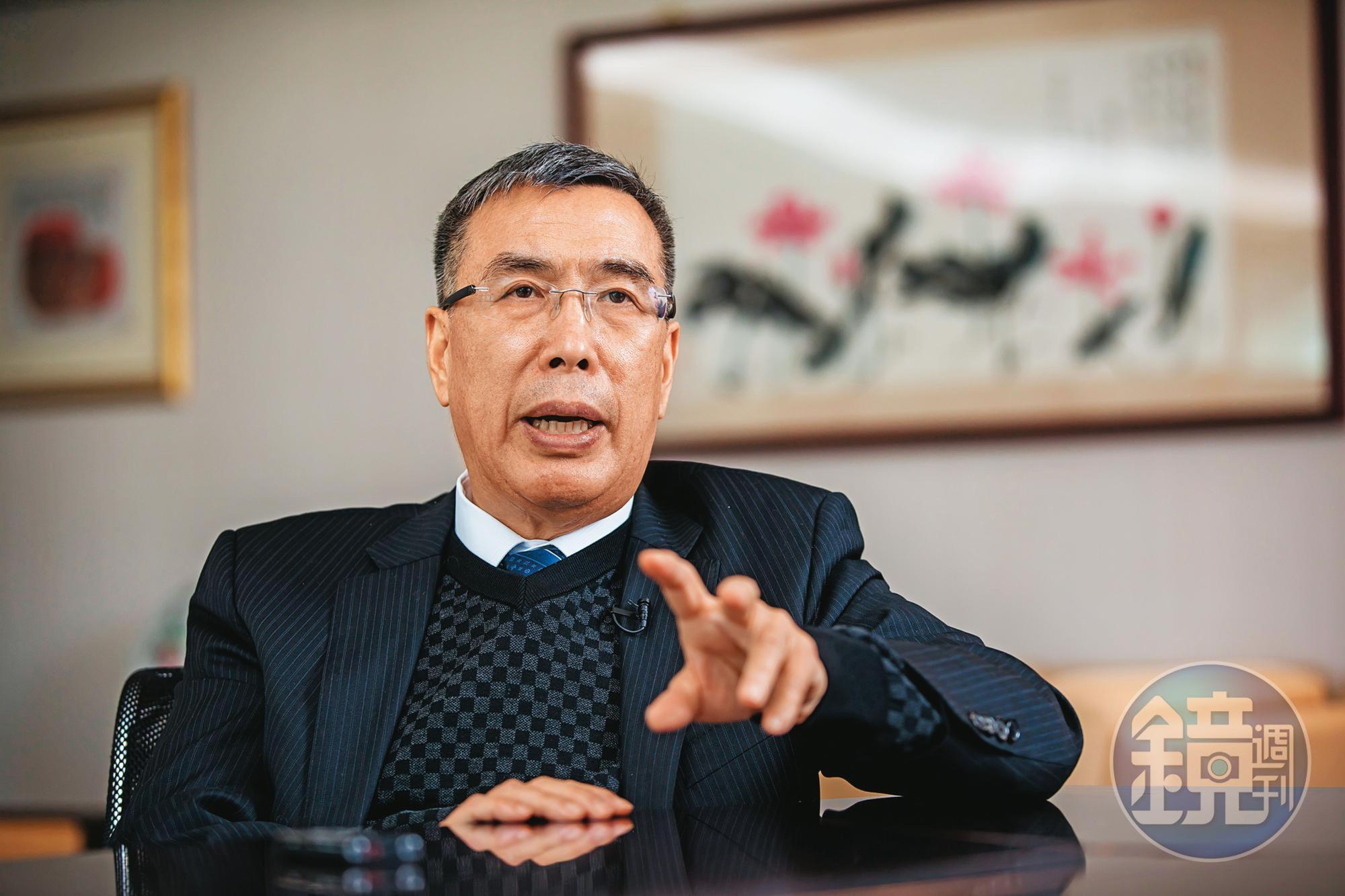 富邦媒去年營運大爆發,接下來要挑戰千億營收,董事長林啟峰接受本刊專訪,誓言搶當台灣亞馬遜,大手筆在全台設立倉儲物流體系。