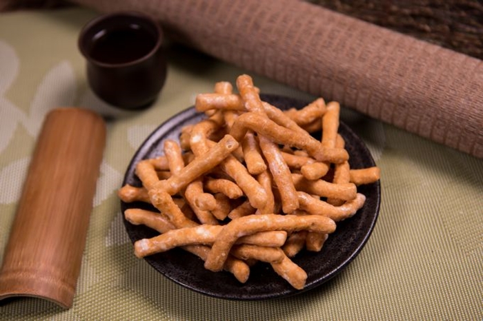 寸棗是古早味零食中「四大天王」熱賣第一名。（翻攝自老師傅官網）