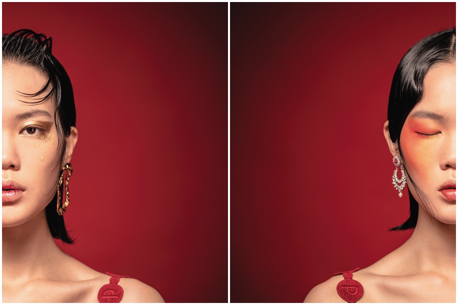 紅色肩帶洋裝 NT$36,900 by LONGCHAMP、 （左）Anouck金色耳環 價格店洽 by CHLOÉ、（右）紅色主石垂墜水晶耳環 NT$19,900 by SWAROVSKI