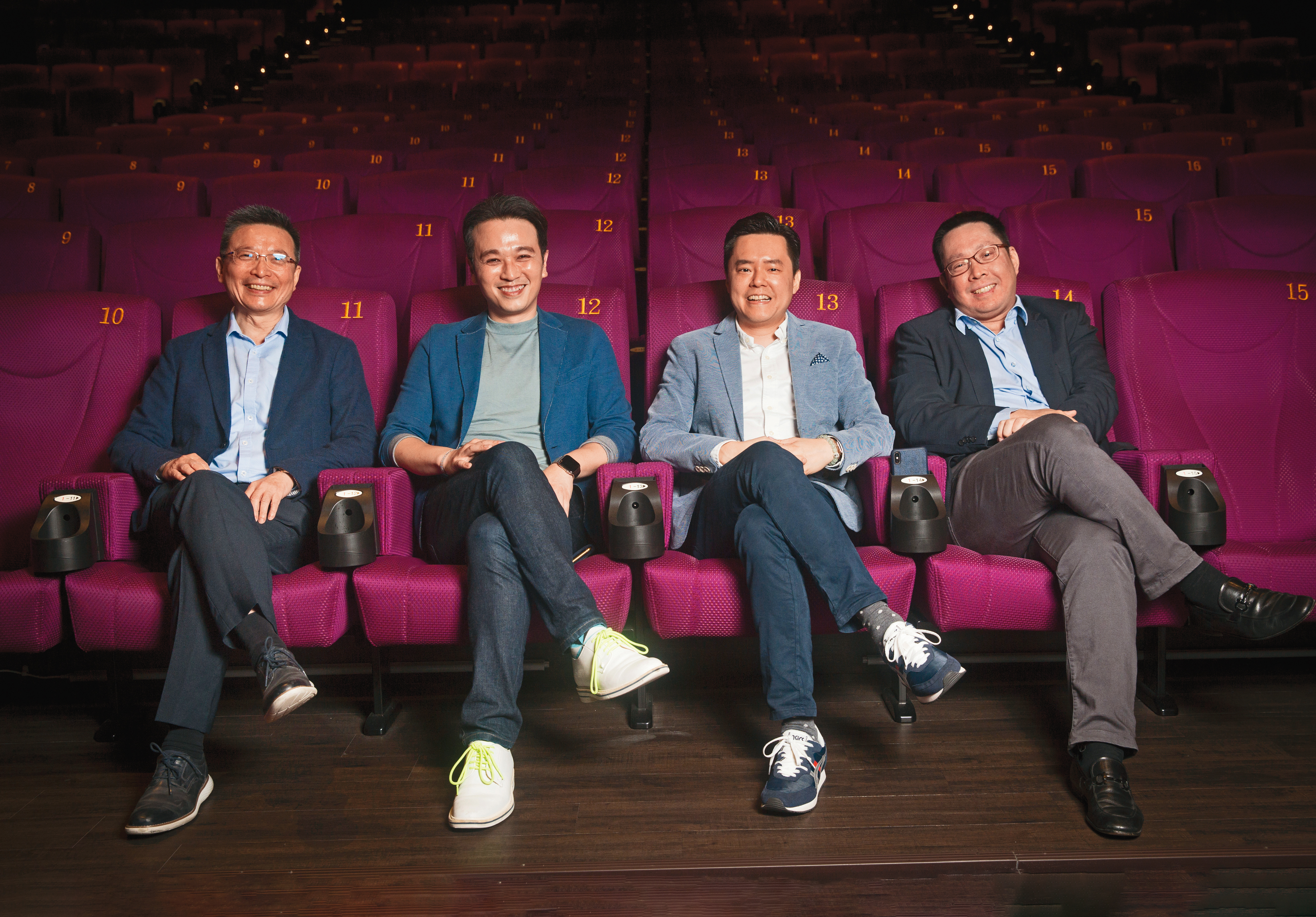 國賓影城董事長張中周（左起）、威秀影城董事長吳明憲、秀泰影城總經理廖偉銘與新光影城董事長吳昕昌，攜手文策院成立伯樂影業。