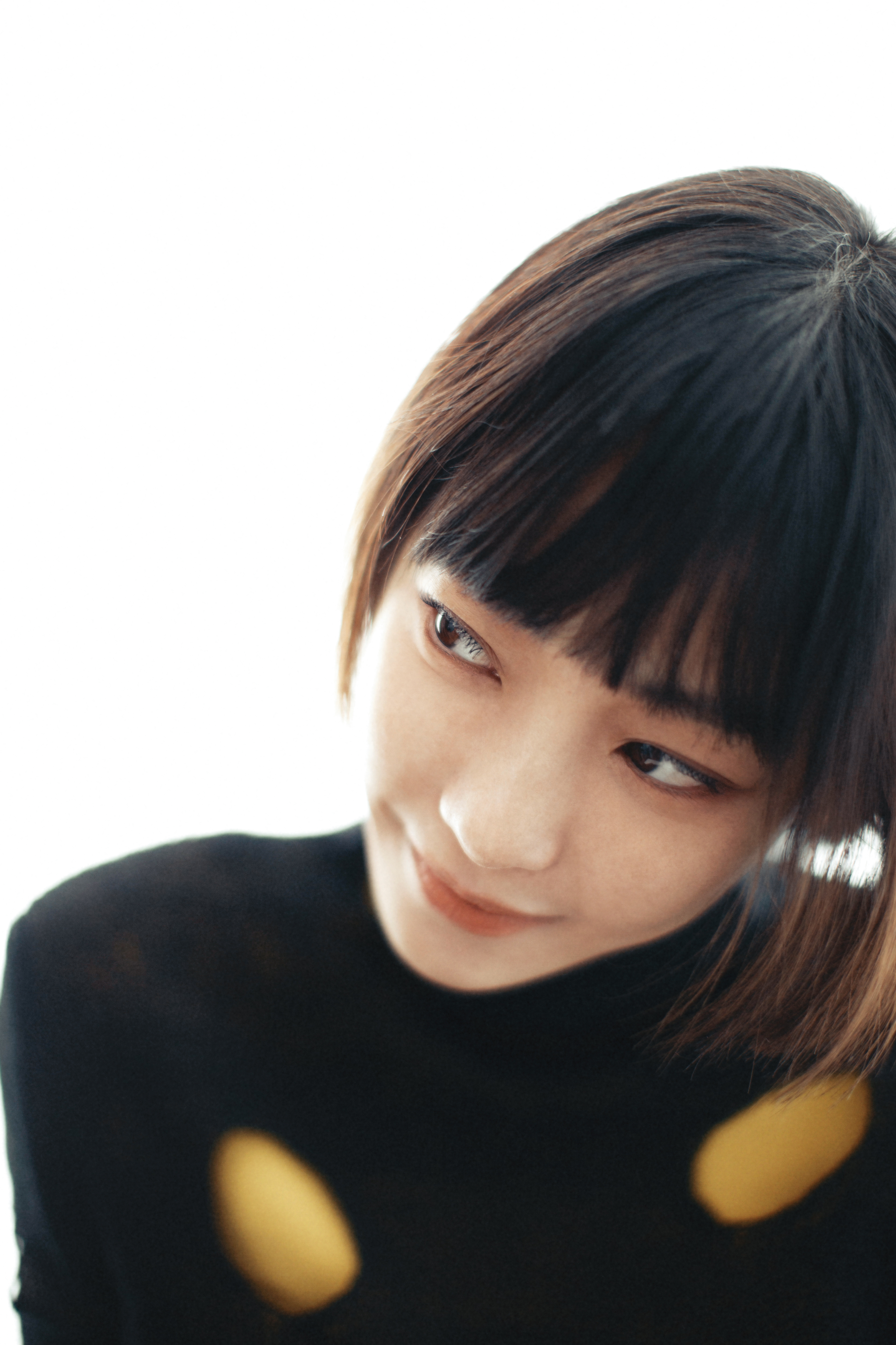 演出《怪胎》她排練多次，精準走位，「以前覺得這樣沒有即興，然而拍戲那當下，那感情會直接丟下去。」
