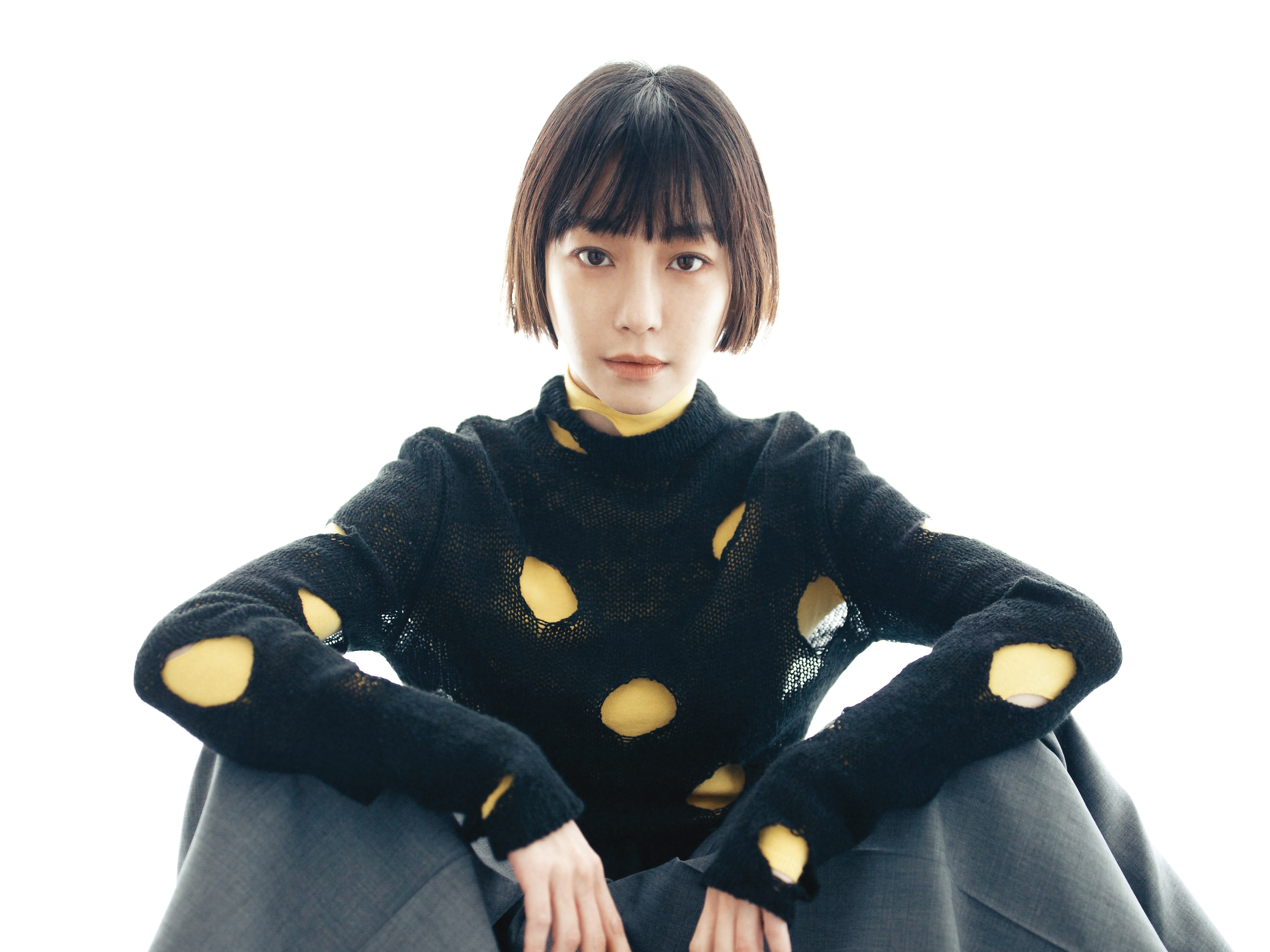 入行未久就曾拿下金馬獎最佳女配角，然而不管有工作、沒工作，謝欣穎都覺得，生活該照自己的調子走，戀愛也大方在談。