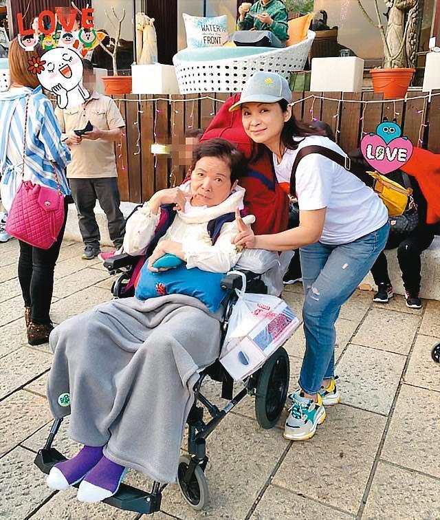 楊貴媚出道40年很少傳緋聞,為了照顧家人犧牲愛情。 (翻攝自楊貴媚臉書)
