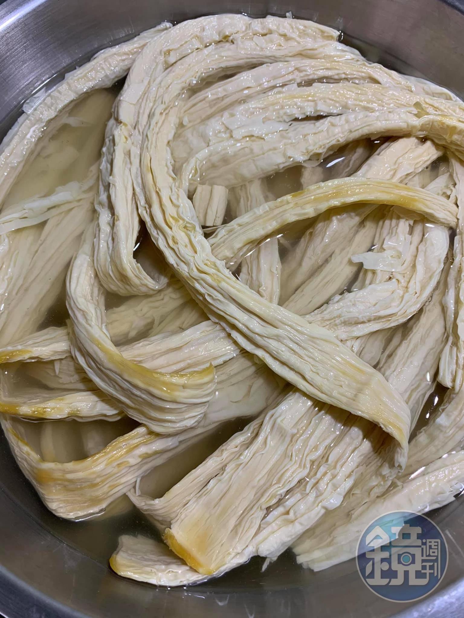 乾腐竹要泡3小時以上。