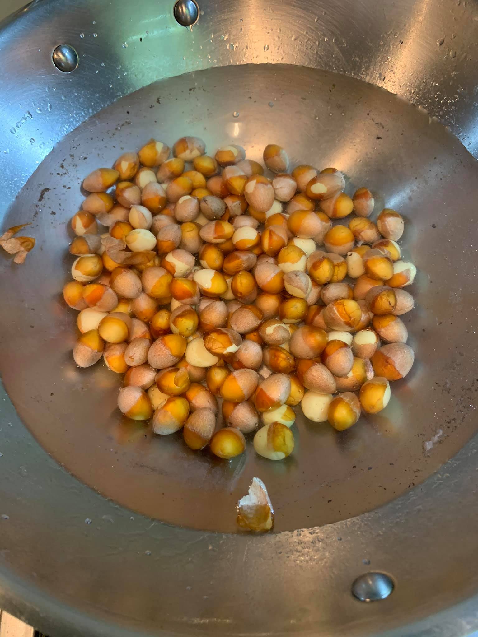 煮熟白果。