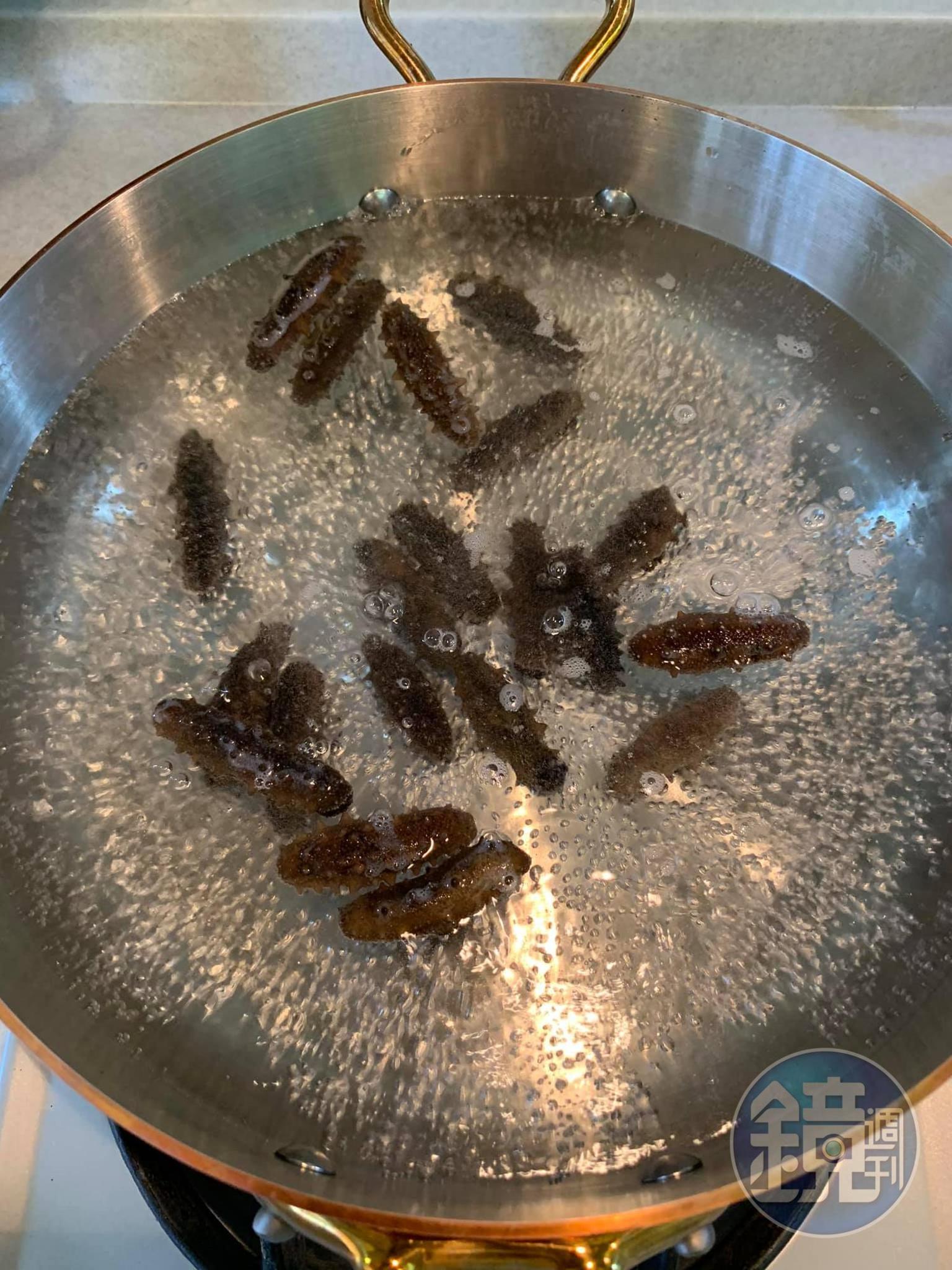 第一次煮水熄火。