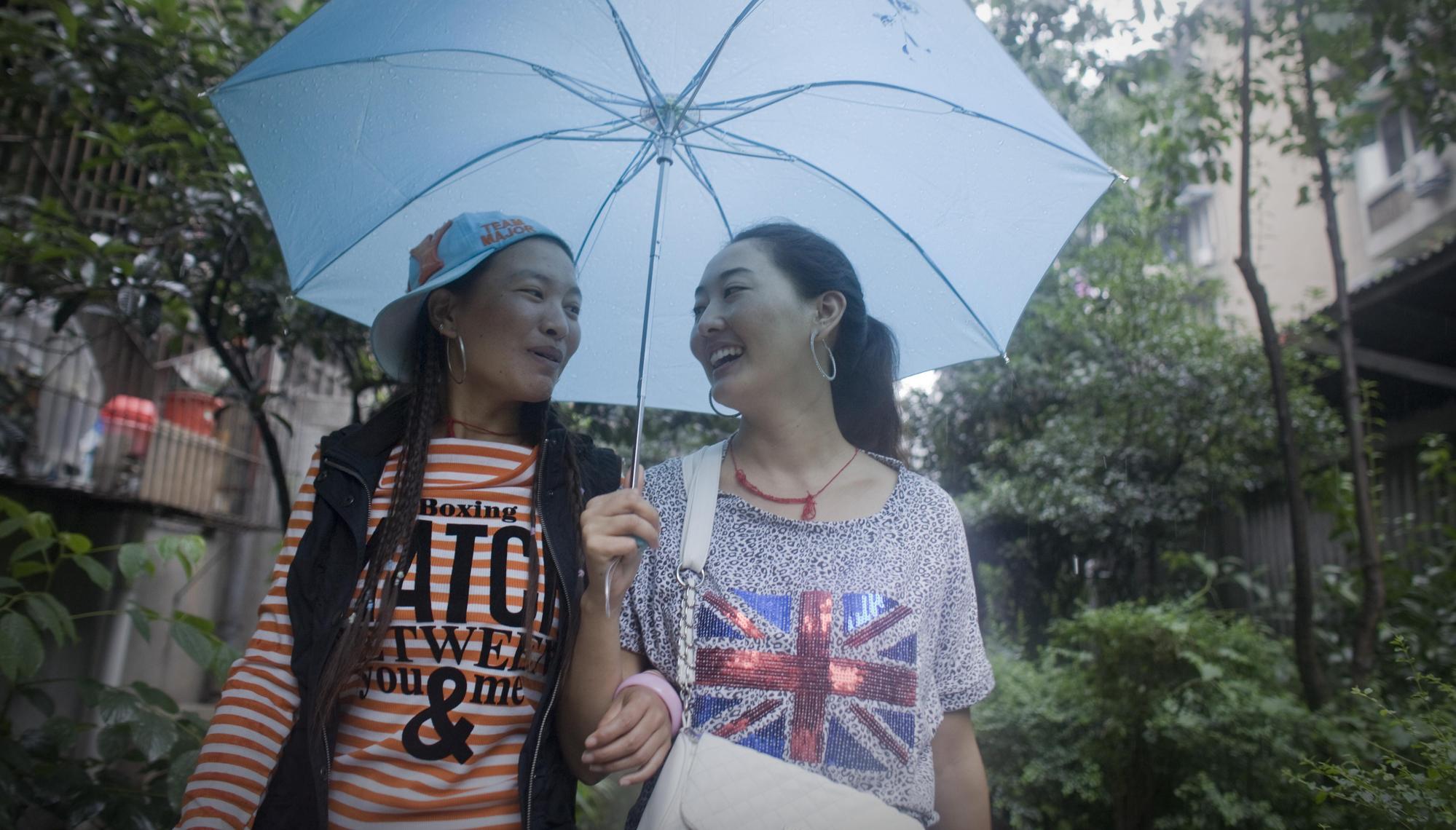 除了剪接、導演,吳郁瑩也參與製作,《The Mosuo sisters》是她身兼剪接及聯合製作人的作品。(翻攝自marloporas.com)