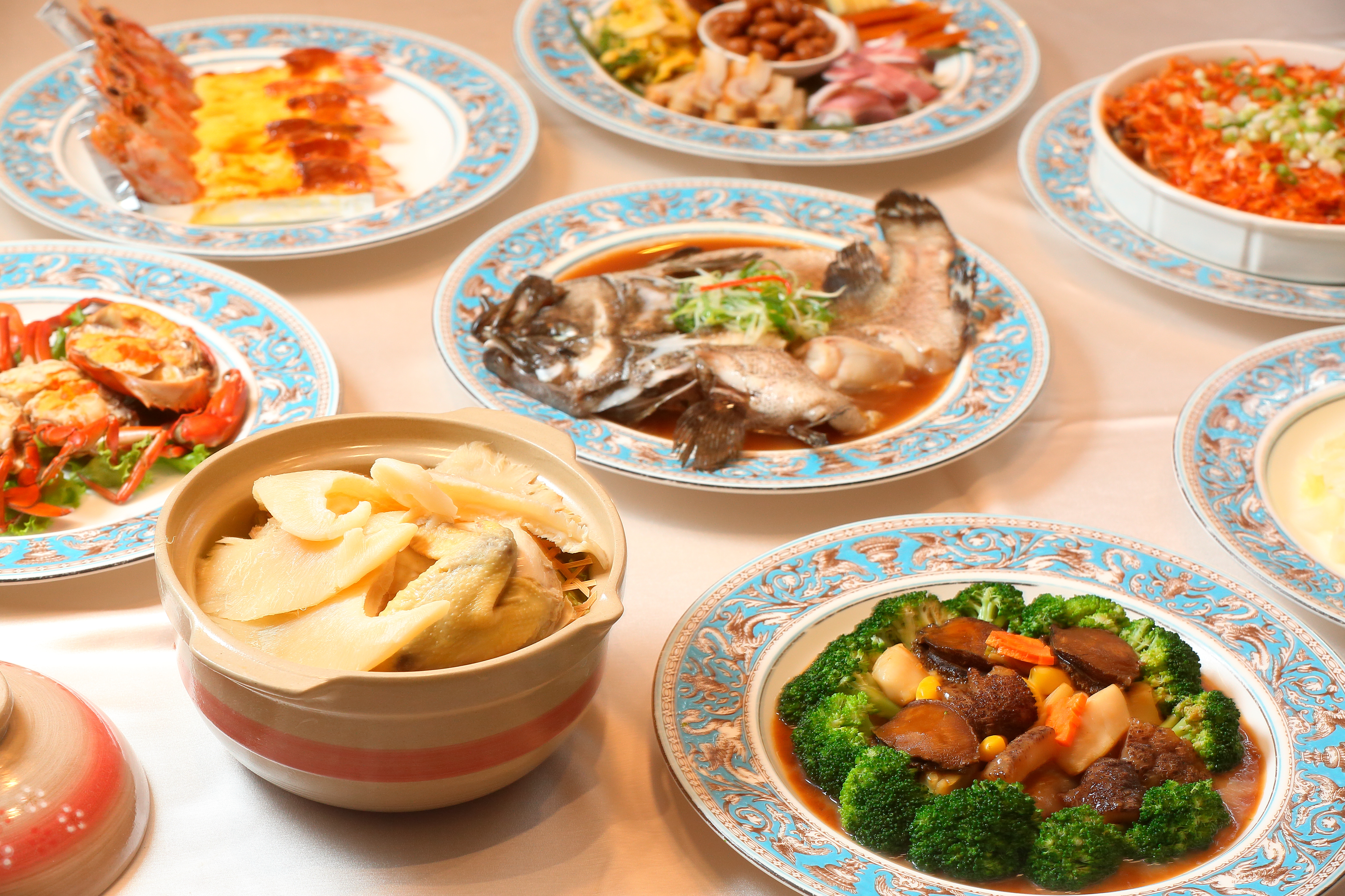 過年的年夜飯常常剩太多吃不完，讓人有點頭痛。（資料照）