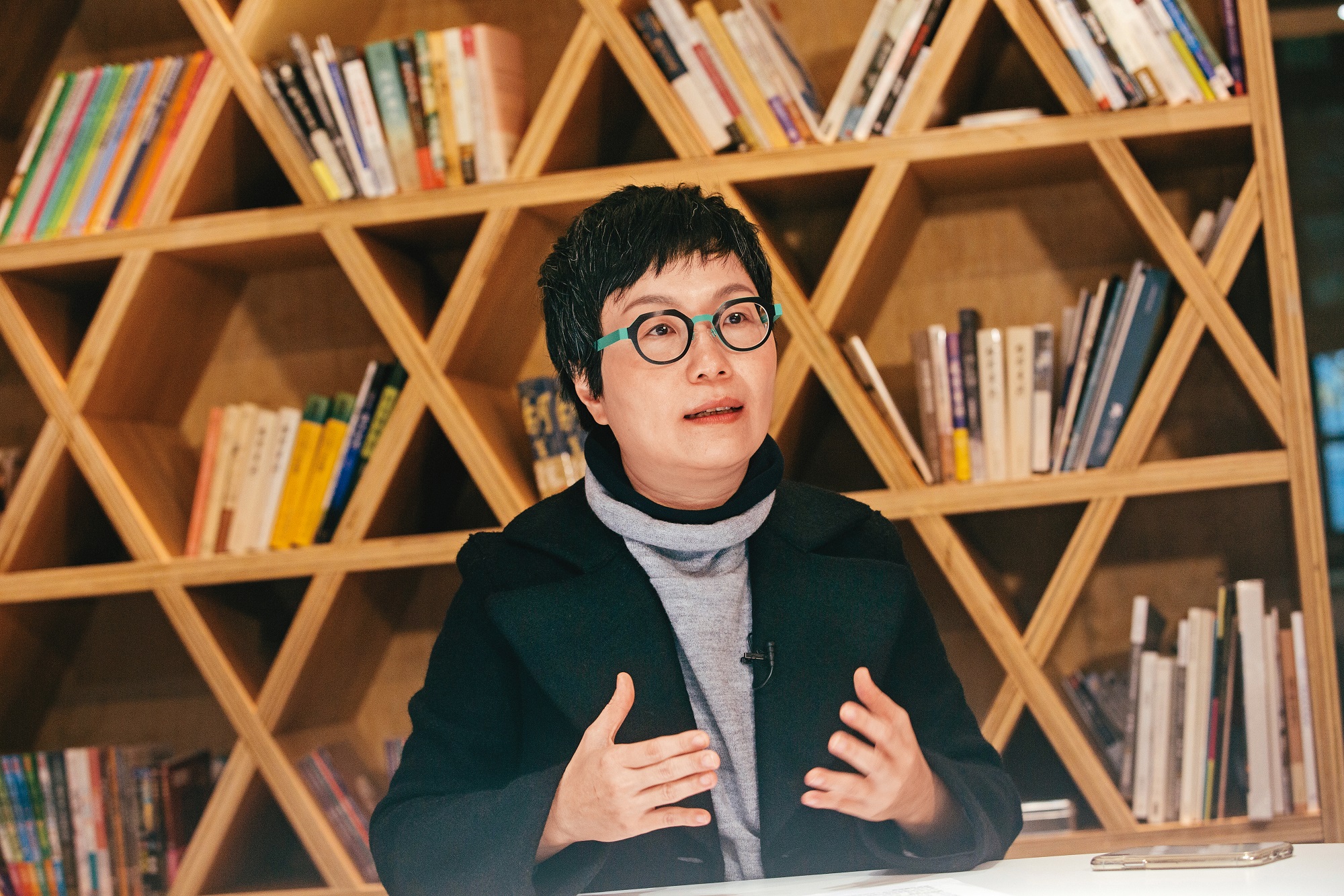 文策院董事長丁曉菁積極尋找合作夥伴,提升國內文創產業發展。