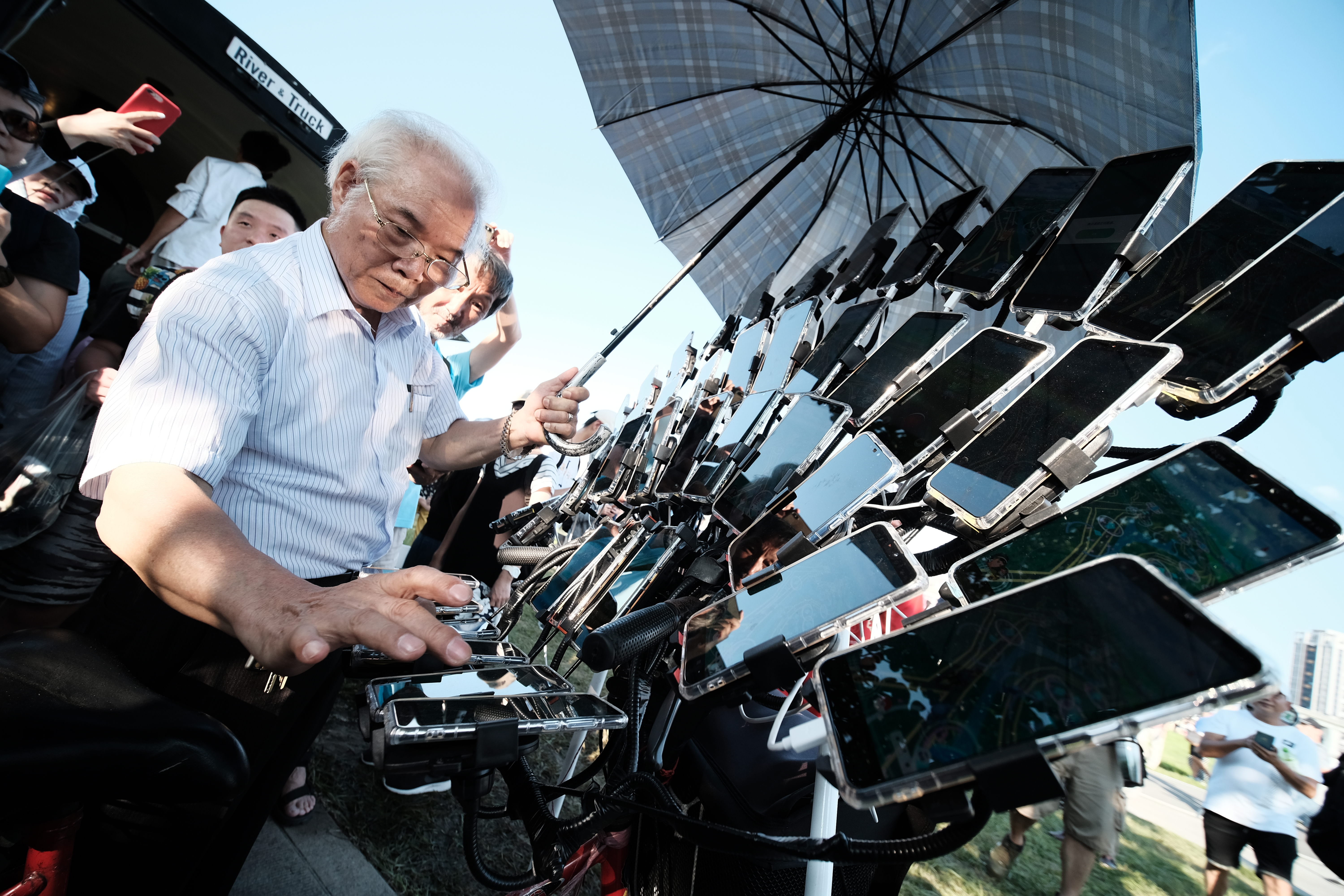 寶可夢阿伯在半年前中風，嚴重時一度無法行走和說話，現在恢復許多，他也透露自己會積極復健。（本刊資料照）