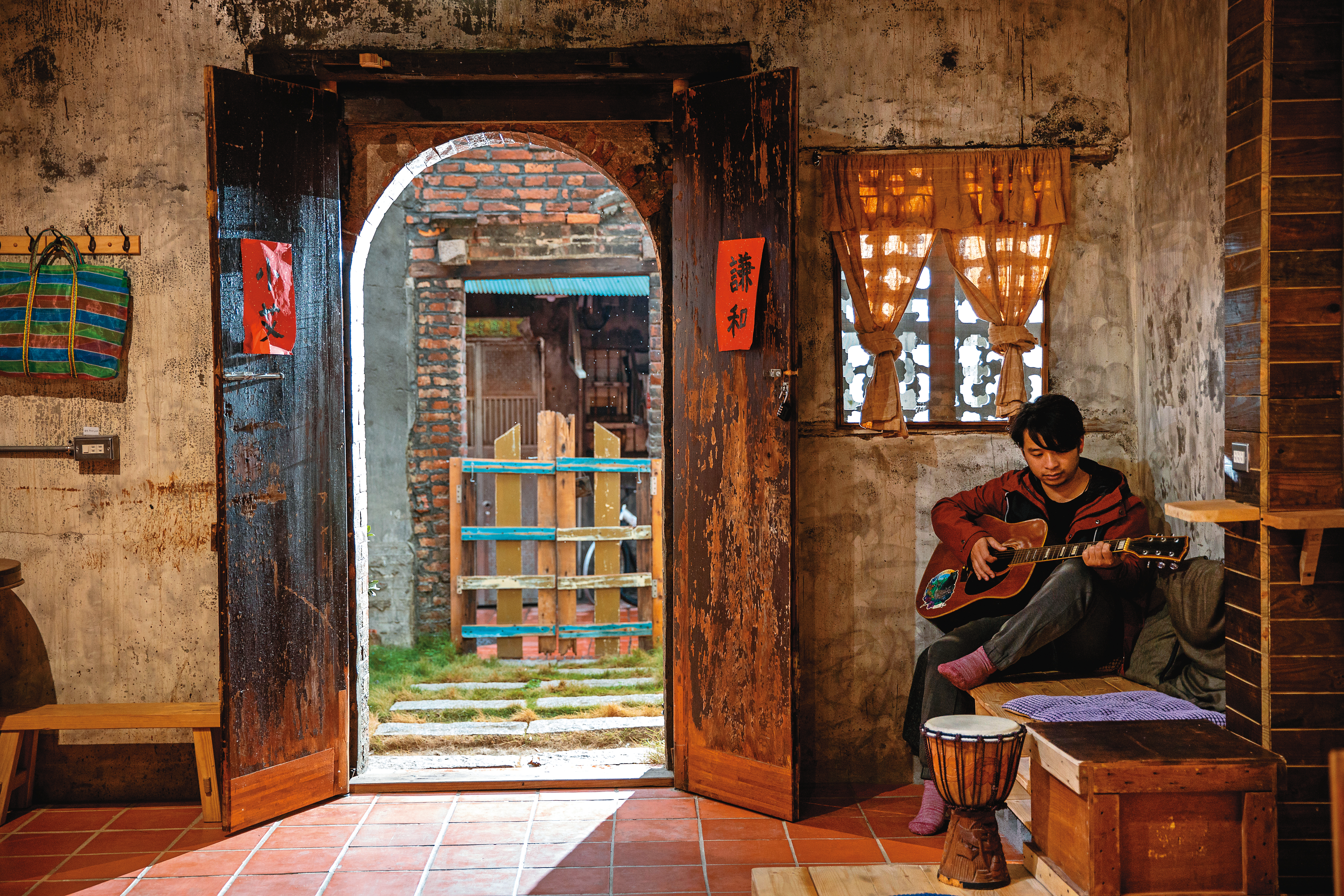 老屋應該要以什麼樣的形式在現代「存活」，是個值得深思的議題。