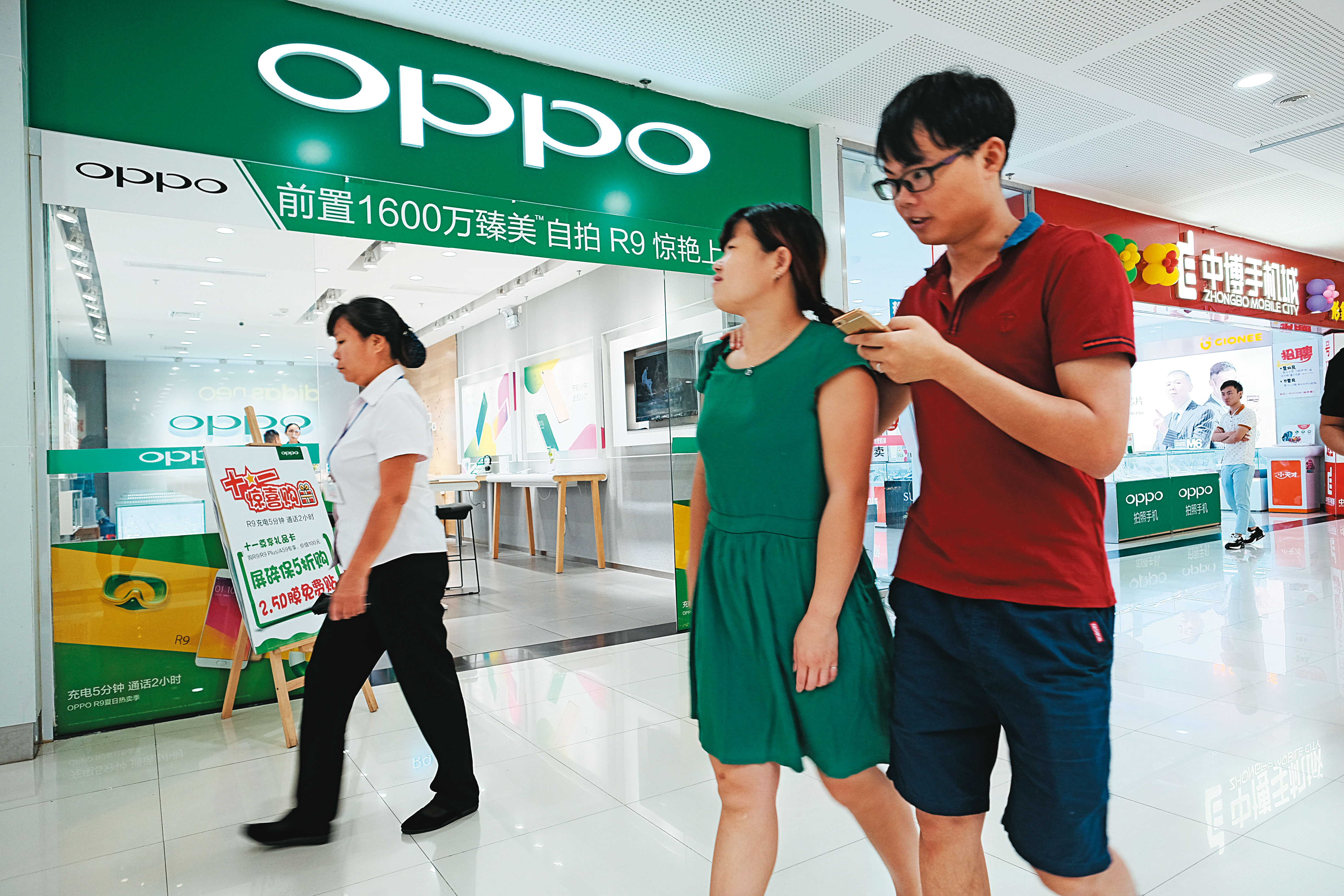 聯發科一舉奪下華為、小米以及OPPO的5G手機晶片訂單。