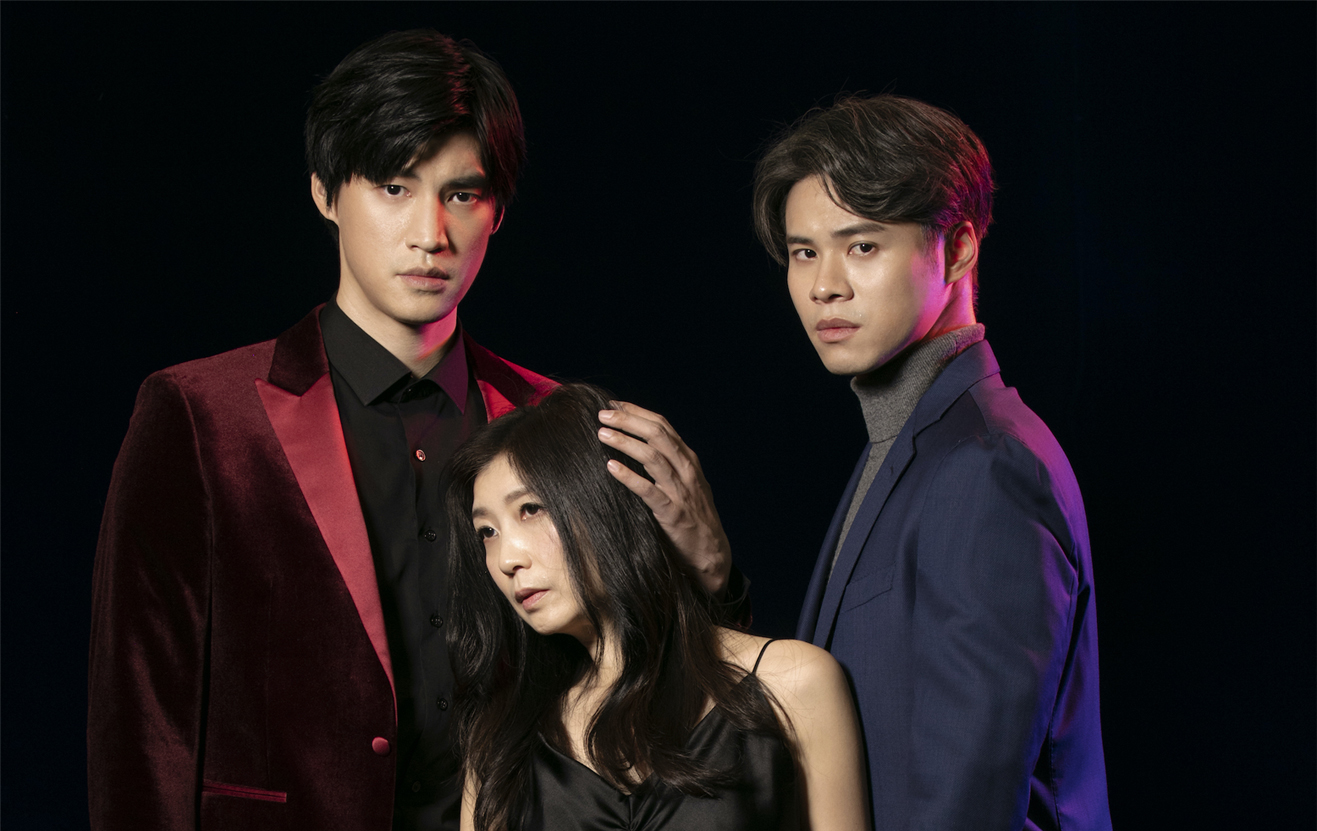 羅宏正將與黃嘉千在舞台劇《暫時停止青春》有許多情欲互動。（故事工廠提供）