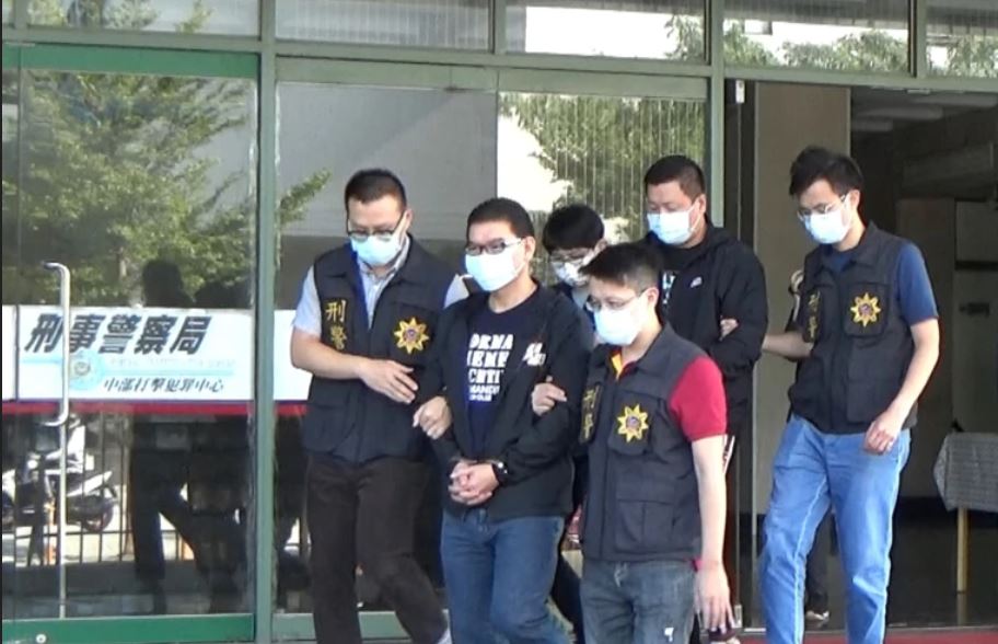 莊周文篤信命理大師，不知大師可曾預告他會有牢獄之災？（讀者提供）