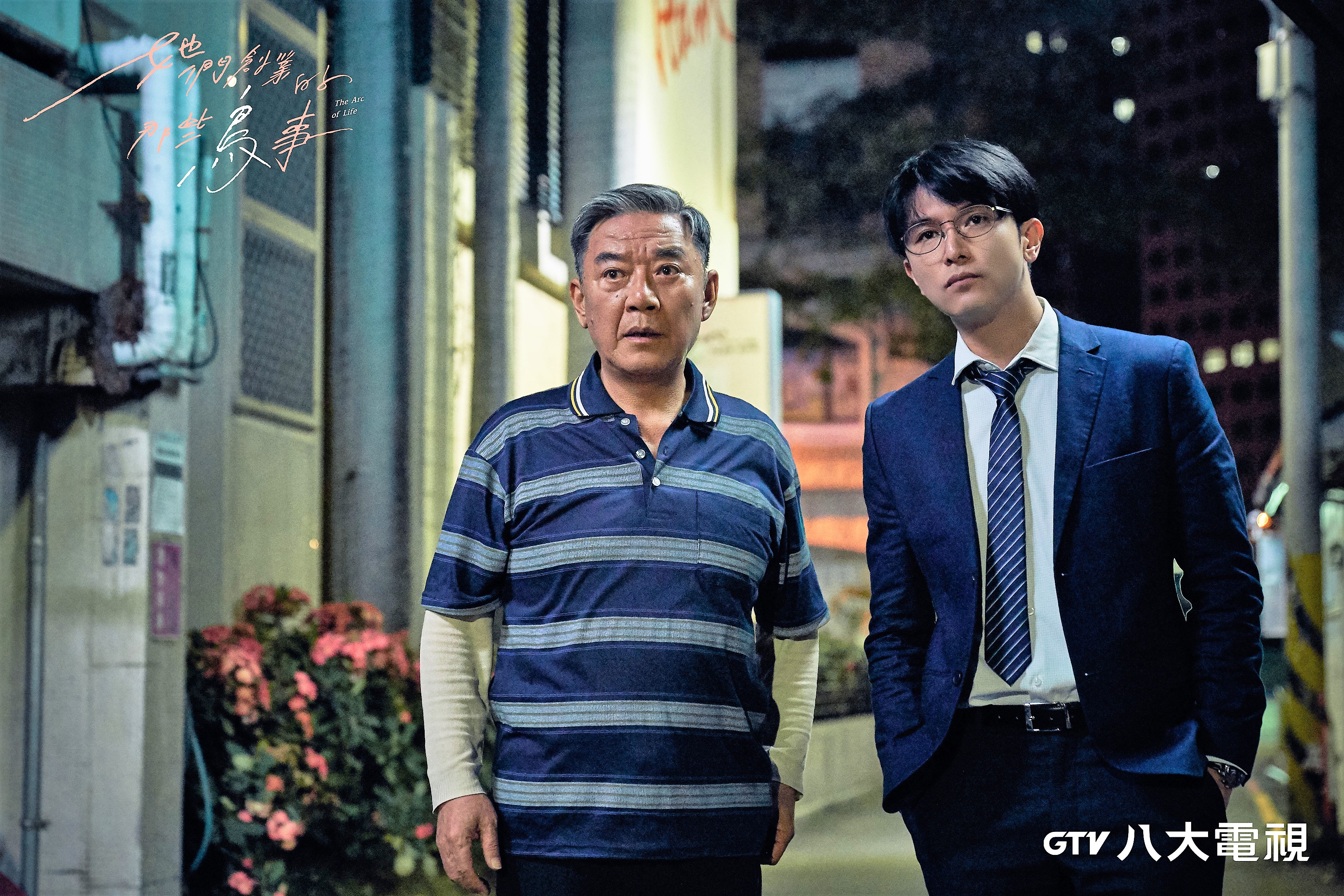 李立群拉邱澤大談男性話題，精采對戲，網友直呼掉入李立群相聲回憶殺。（八大提供）