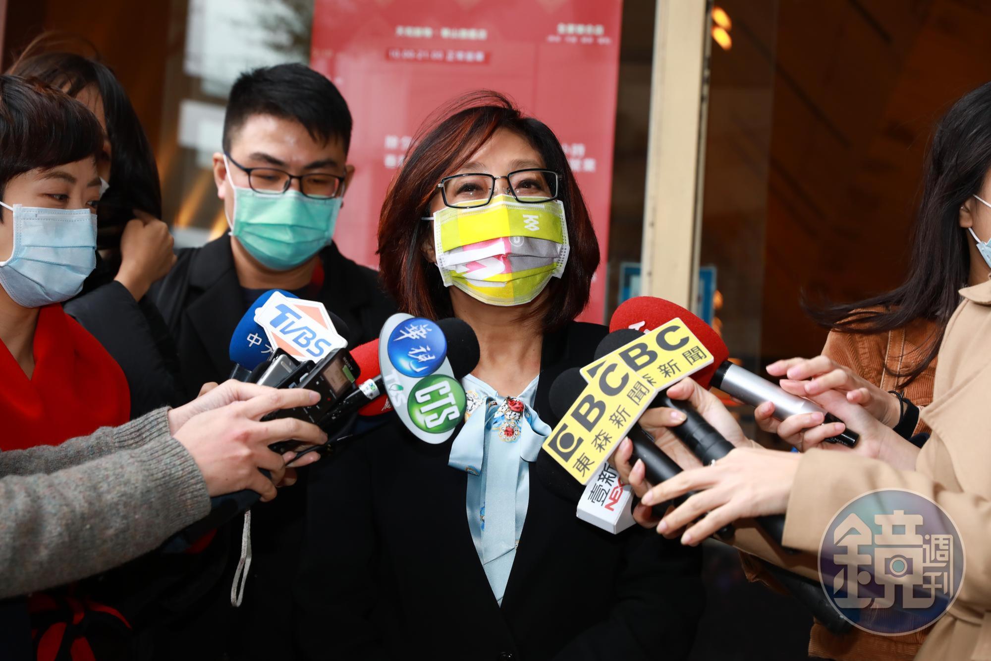 民進黨中評會主委康裕成會後接受媒體訪問。