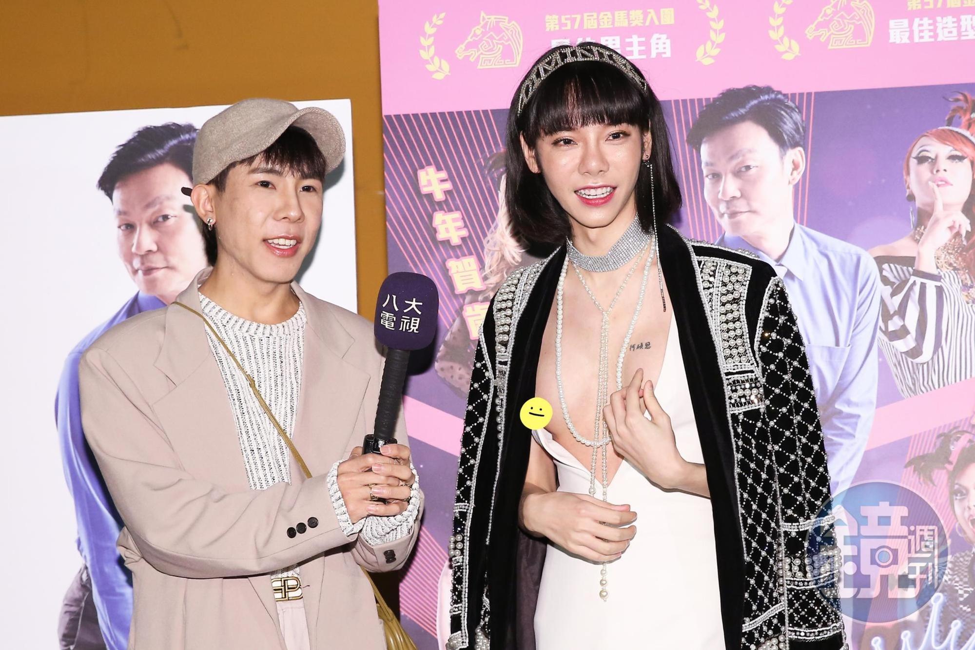Kiwebaby挑起《男兒王》宣傳大梁,他以性感禮服還原片中造型,卻驚見露點。