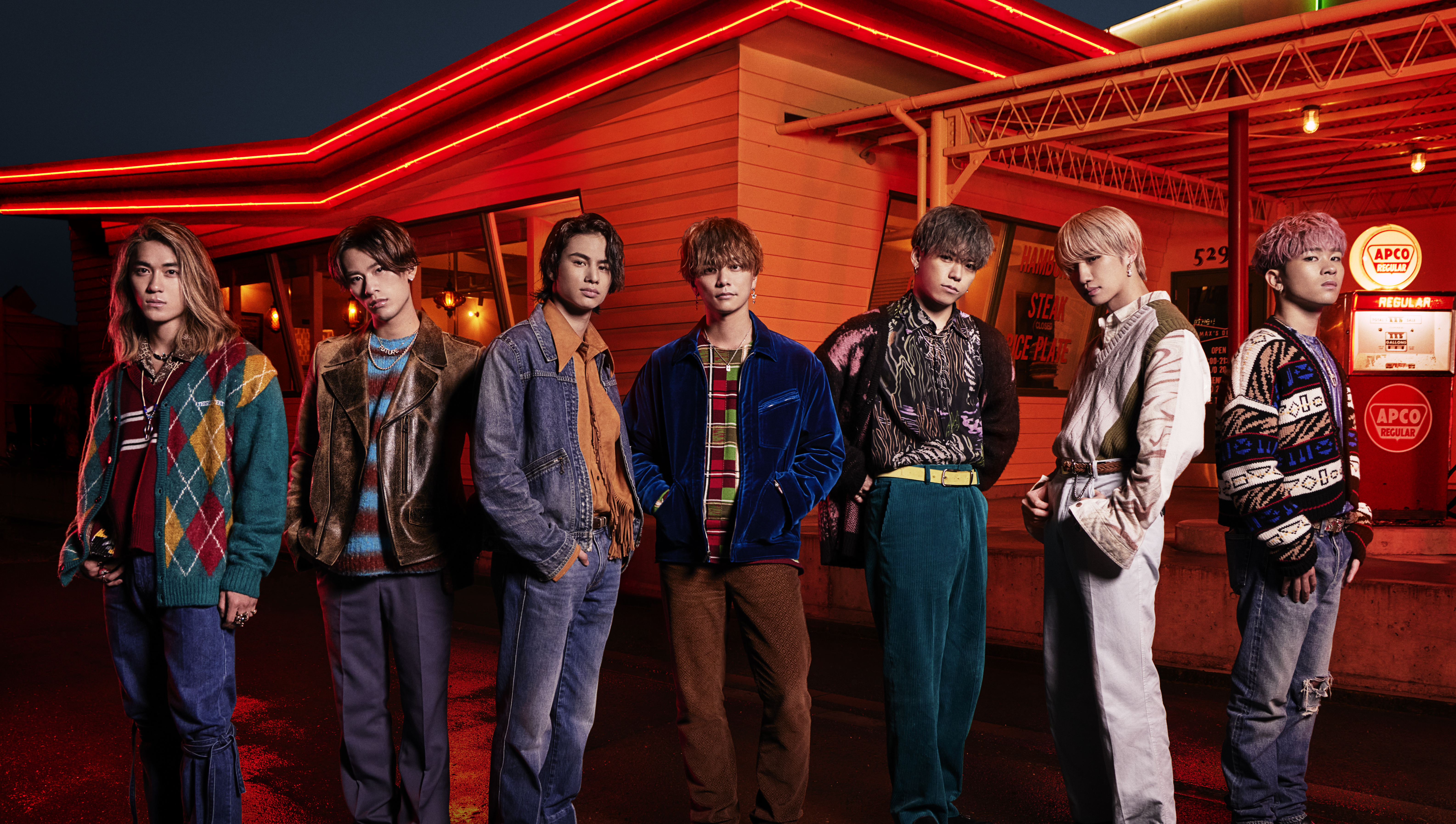 「BALLISTIK BOYZ」由砂田將宏(左起)、深堀未來、海沼流星、日高竜太、加納嘉將、松井利樹、奧田力也7位成員組成,最近剛推出新單曲《Animal》。(LDH JAPAN提供)