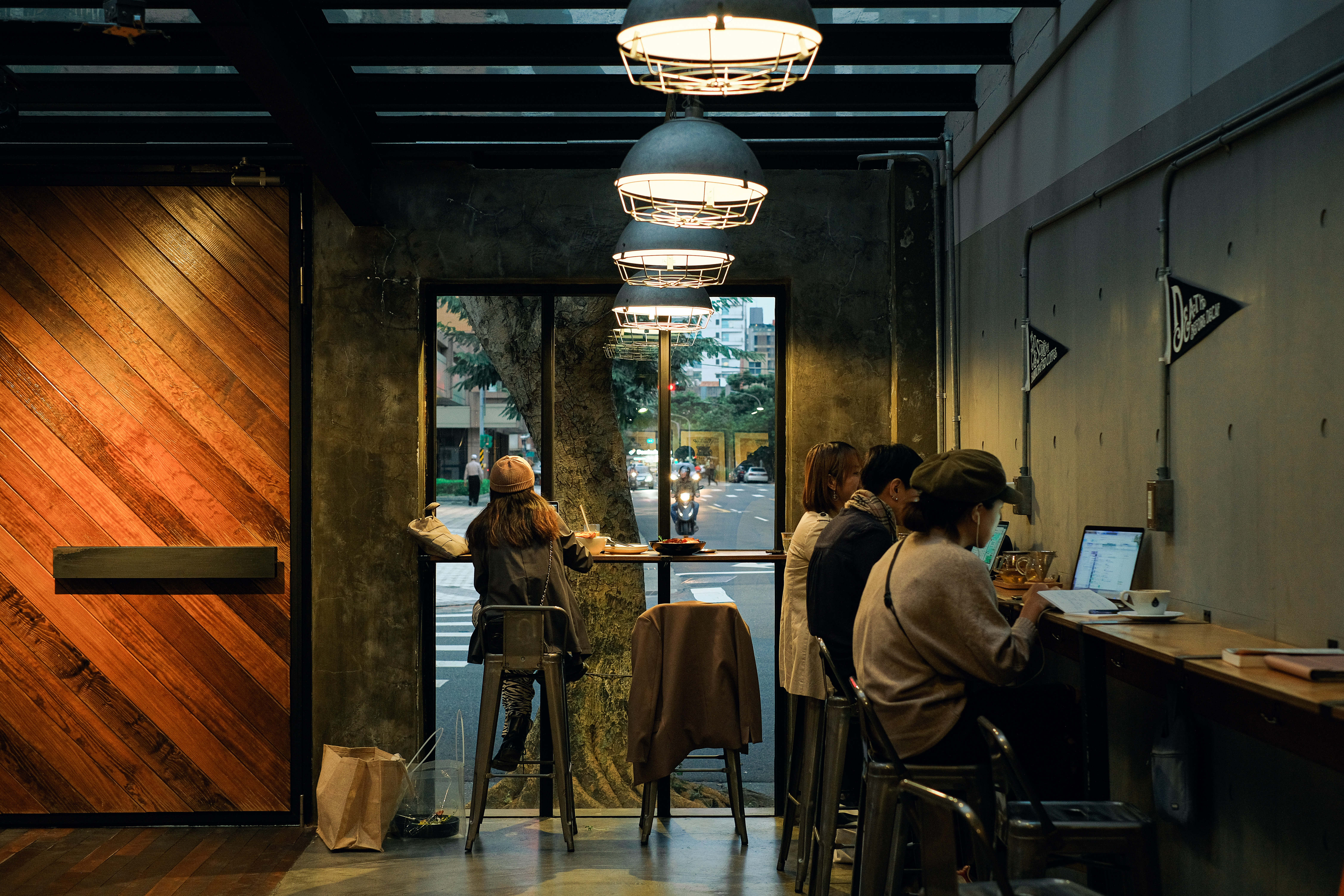 大廳在傍晚時很有氣氛。