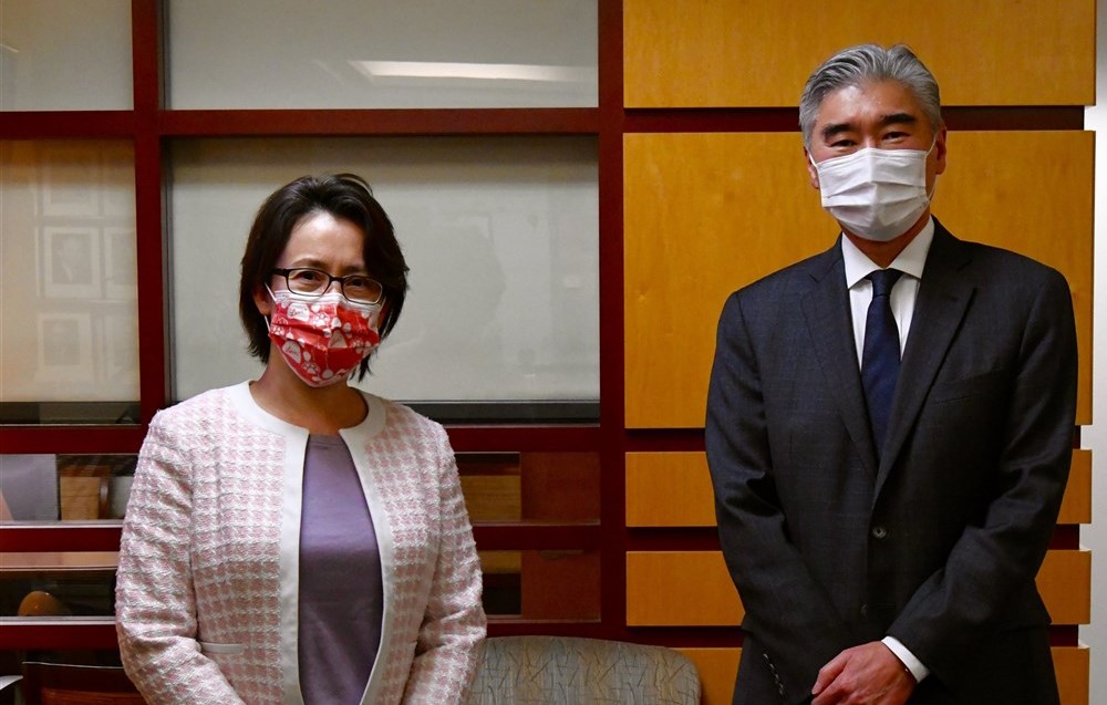 昨（10日）駐美代表蕭美琴與美國國務院代理亞太助卿金成（Sung Kim）會面。（翻攝自美國國務院東亞暨太平洋事務局推特）