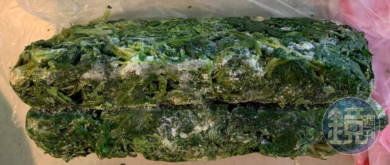 今天用冷凍薺菜，好處是沒有砂子。