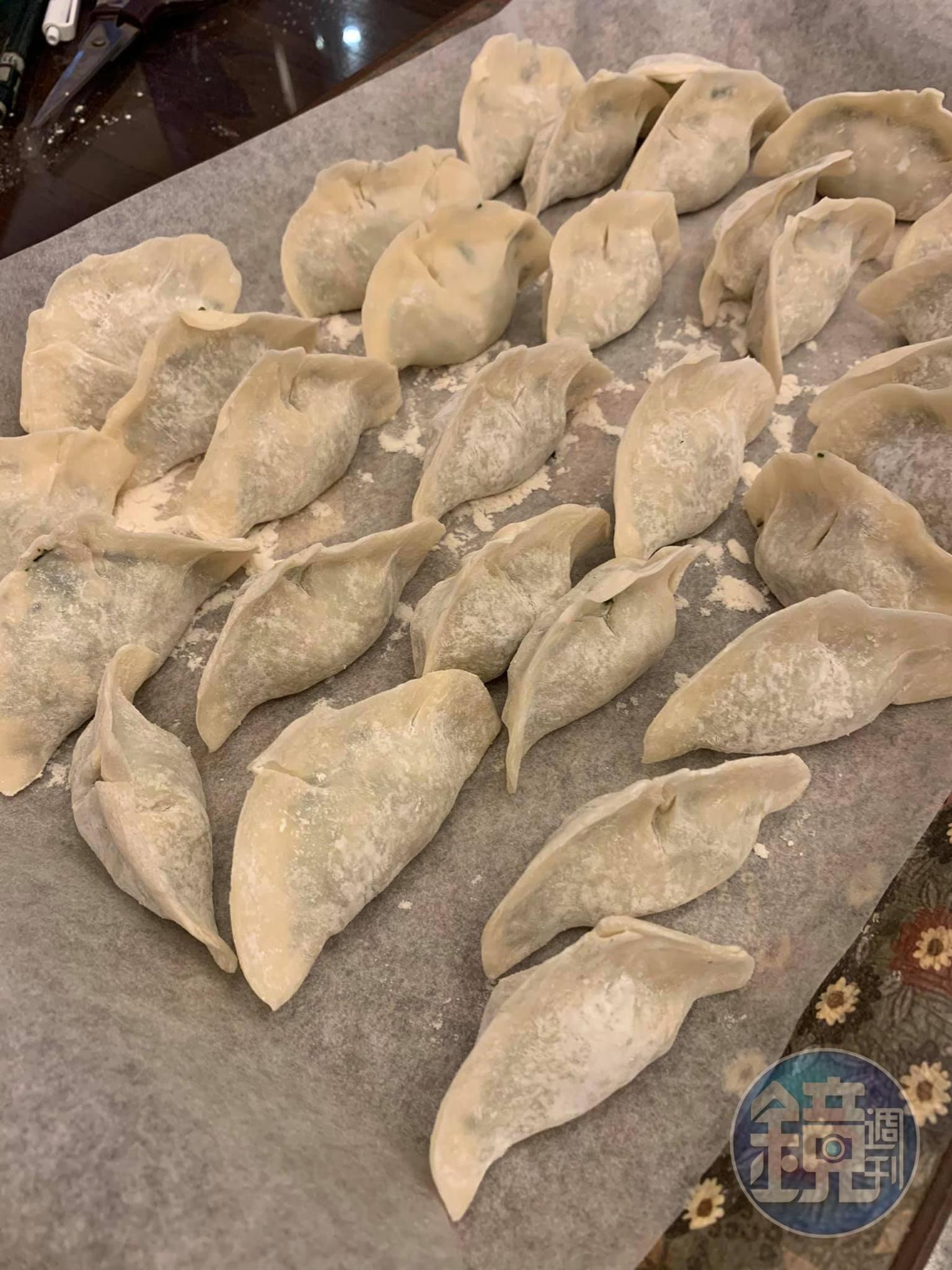 沒關係，慢慢來，一盤一盤包。