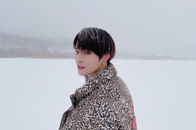 Super Junior師弟團「WayV」中有一名台灣籍成員,11日在IG上發文拜年卻遭韓國網友圍剿。(翻攝自IG)