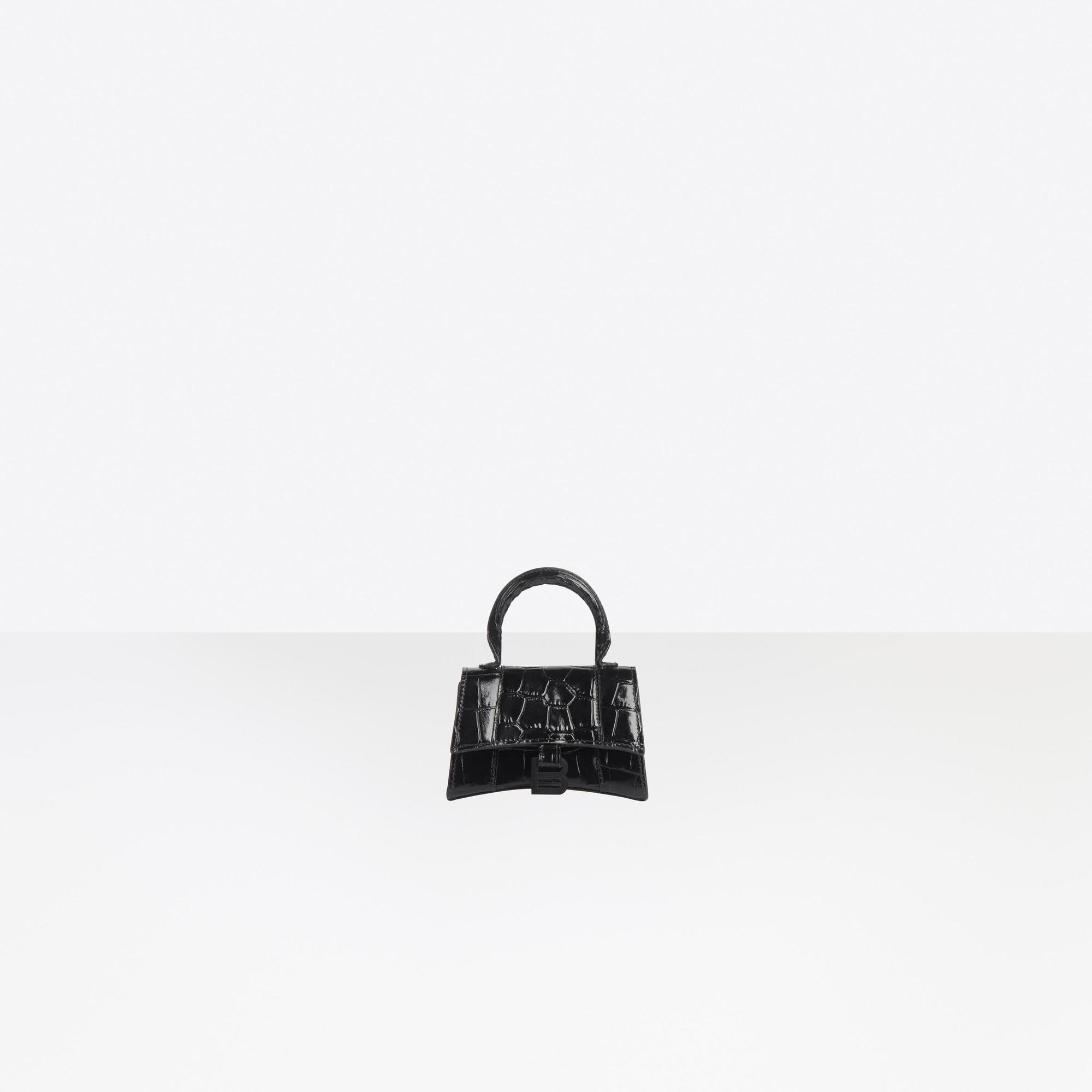 迷你沙漏包。NT$28,900。(BALENCIAGA提供)