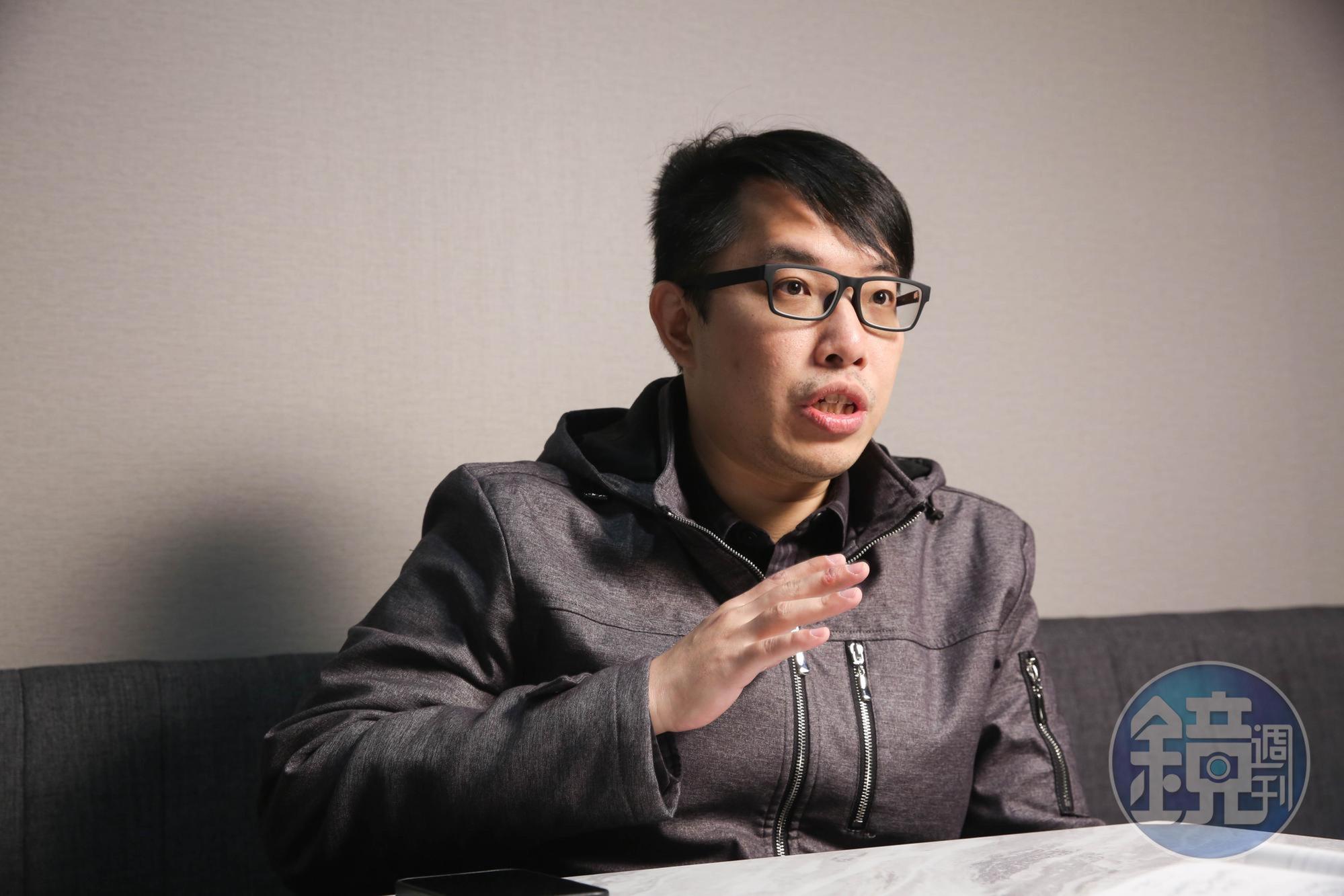 小豪包膜負責人陳威領在社會大學學到實用溝通技巧,靠關鍵一句話打動消費者。