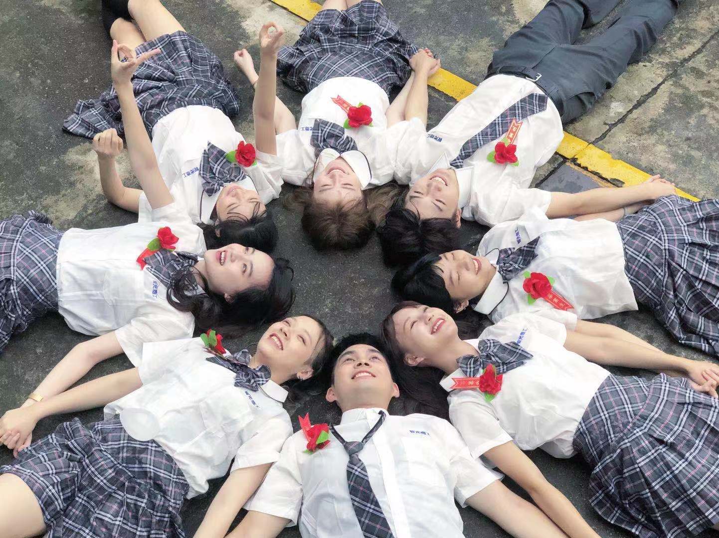 以中學校園為題材的《中學頭條》，受到青少年族群的青睞。（野火娛樂提供）