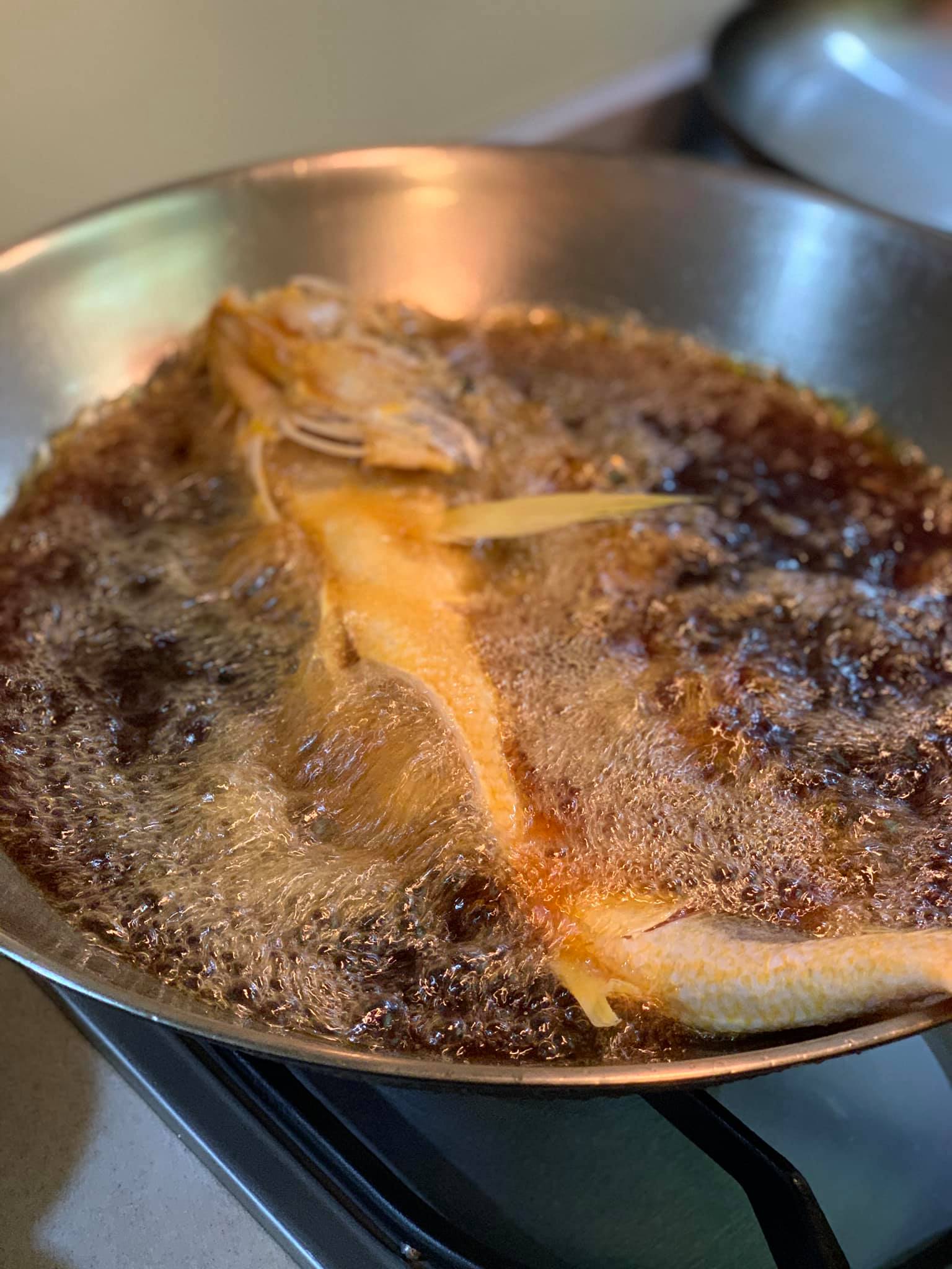 下鍋油炸。