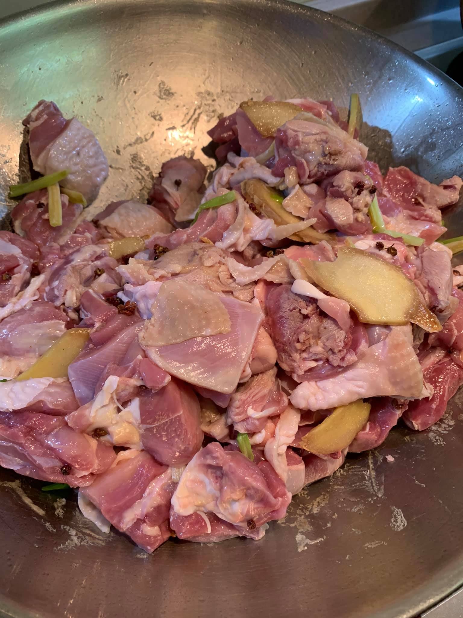 一起拌炒。