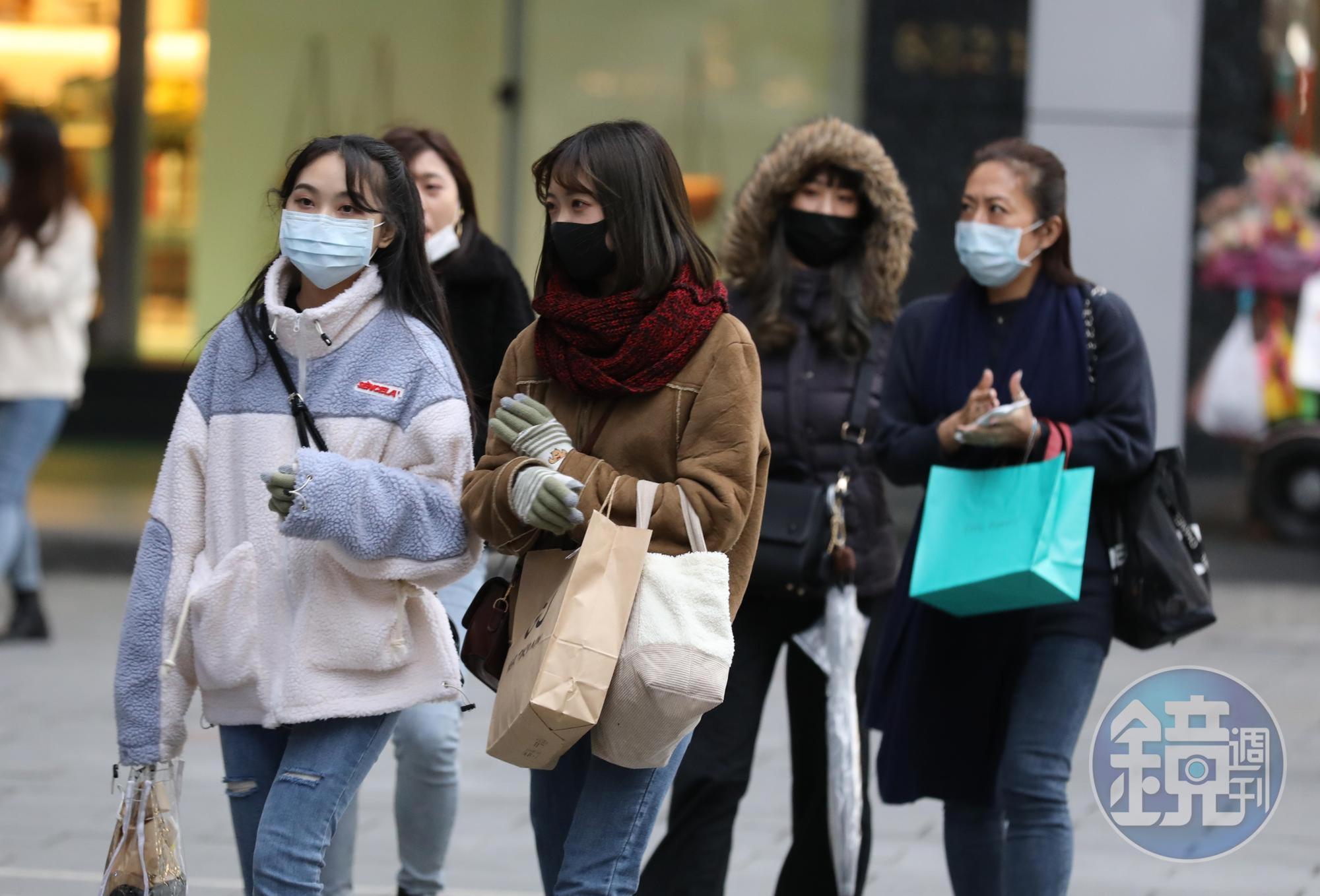 強烈冷氣團南下北台灣急凍,中央氣象局針對北部及東北部共8縣發布低溫特報黃色燈號。