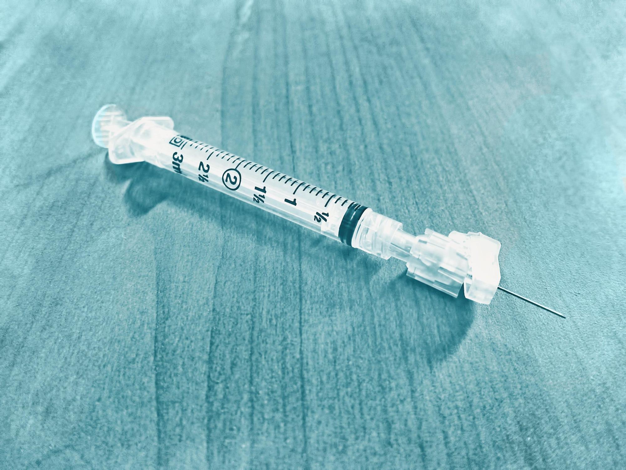 一名警員休假時禁不住誘惑,讓網友幫忙施打毒品,自毀前程。(示意圖,東方IC)