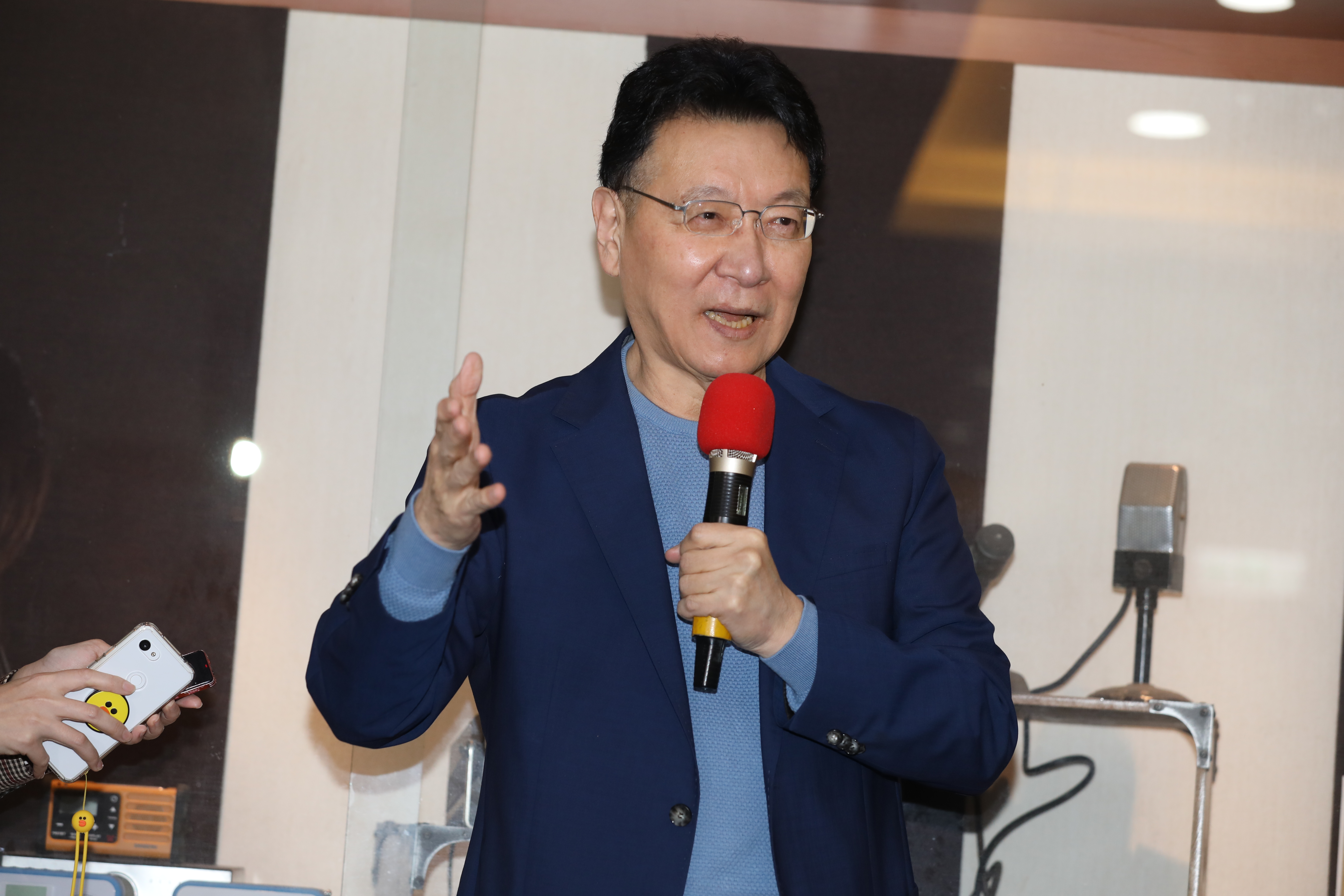 中廣董事長趙少康若接下國民黨中評委恐被NCC罰200萬，今天上午他召開記者會說明。（本刊資料照）