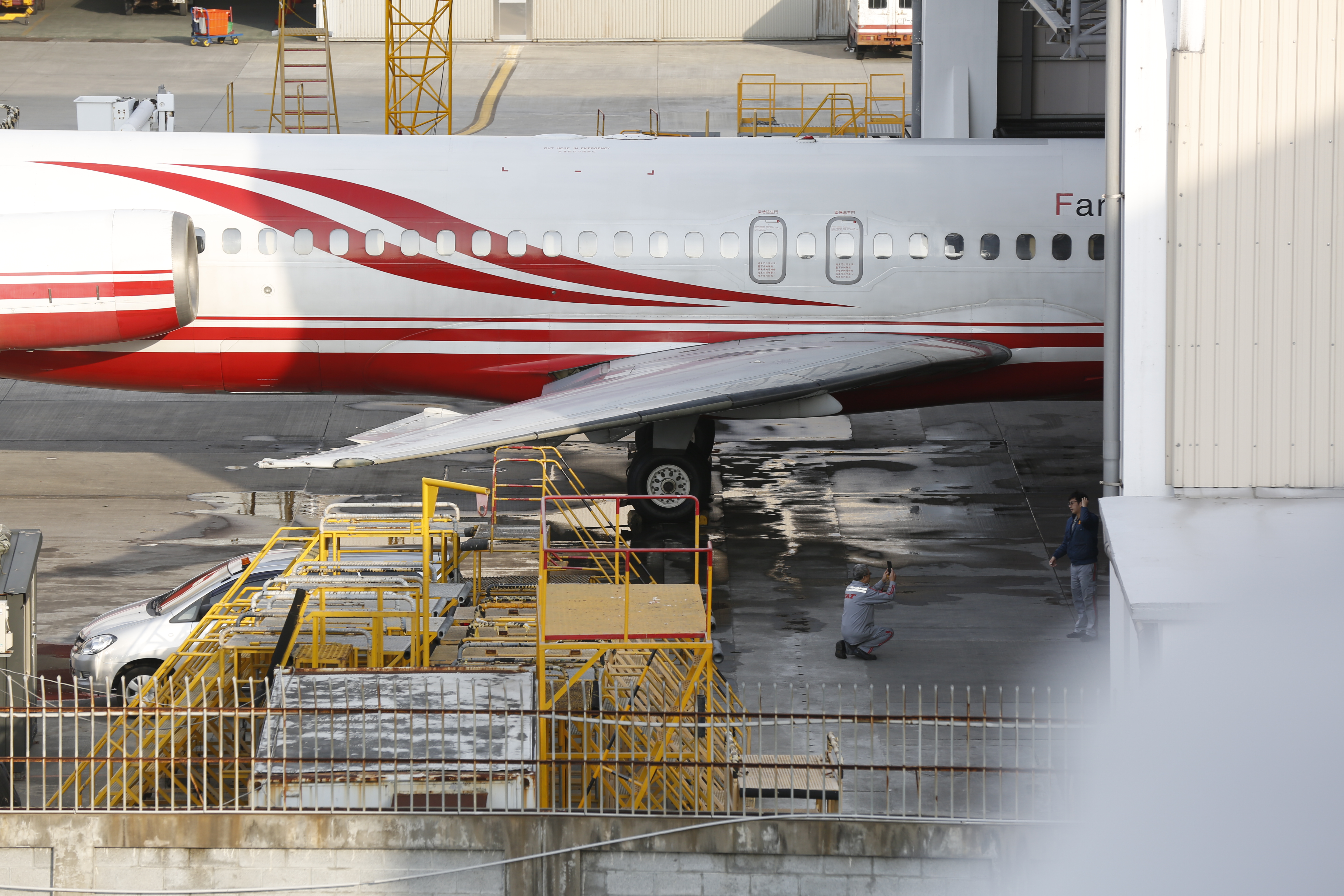 遠航欠公款稅費高達9,000多萬元，其名下客機遭到法拍。（本刊資料照）