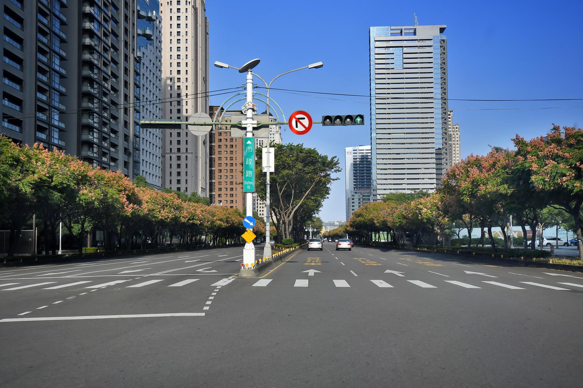 擁有知名路段門牌號,是內行人選購房子不能說的秘密,像是市政路擁有60米寬,且是台中最知名的路段,就是海歸人才買房首選。