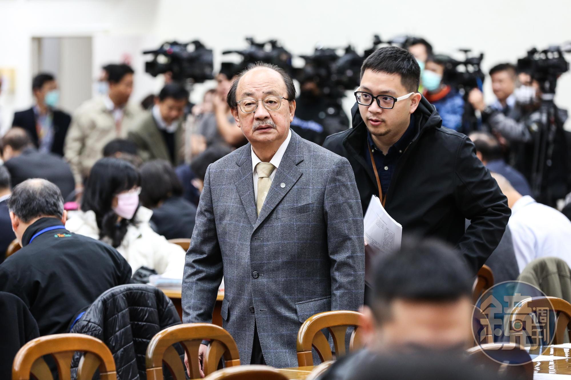 柯建銘日前受訪公開呼籲,修憲不能變成朝野政黨、派系的政治舞台。