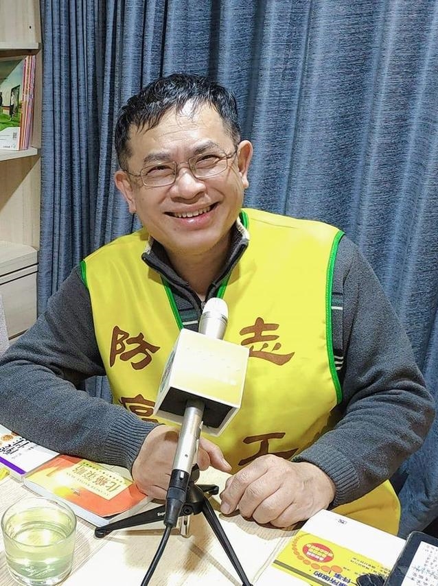 梅襄陽曾在本月初以醫師身分接受網路廣播電台的專訪。(翻攝自needs RADIO臉書粉專)