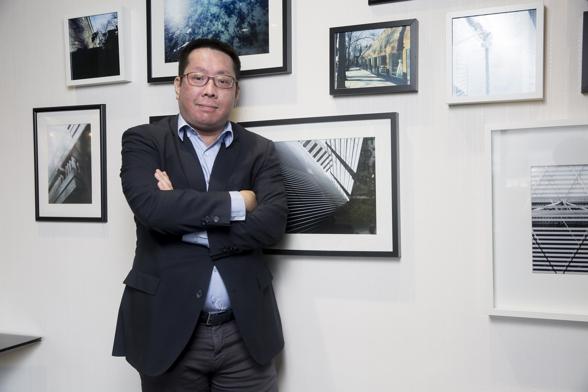 新光影城董事長吳昕昌認為，應該把電影和戲劇同時納入伯樂影業的投資項目。