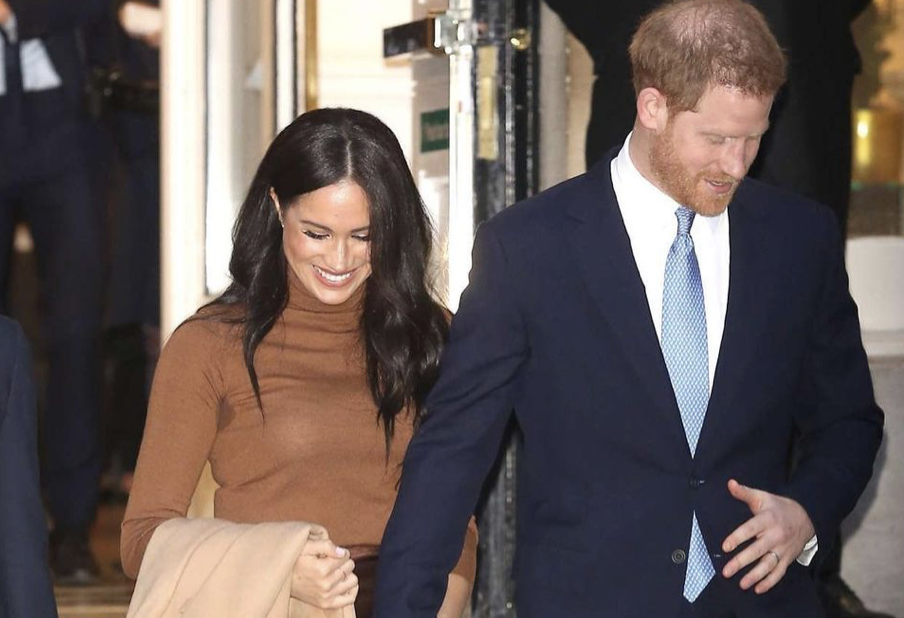 英國白金漢宮近日公布，哈利王子夫婦已向女王伊麗莎白二世達成協議，不會再重返王室擔任相關工作。（翻攝hrhofsussex ig）