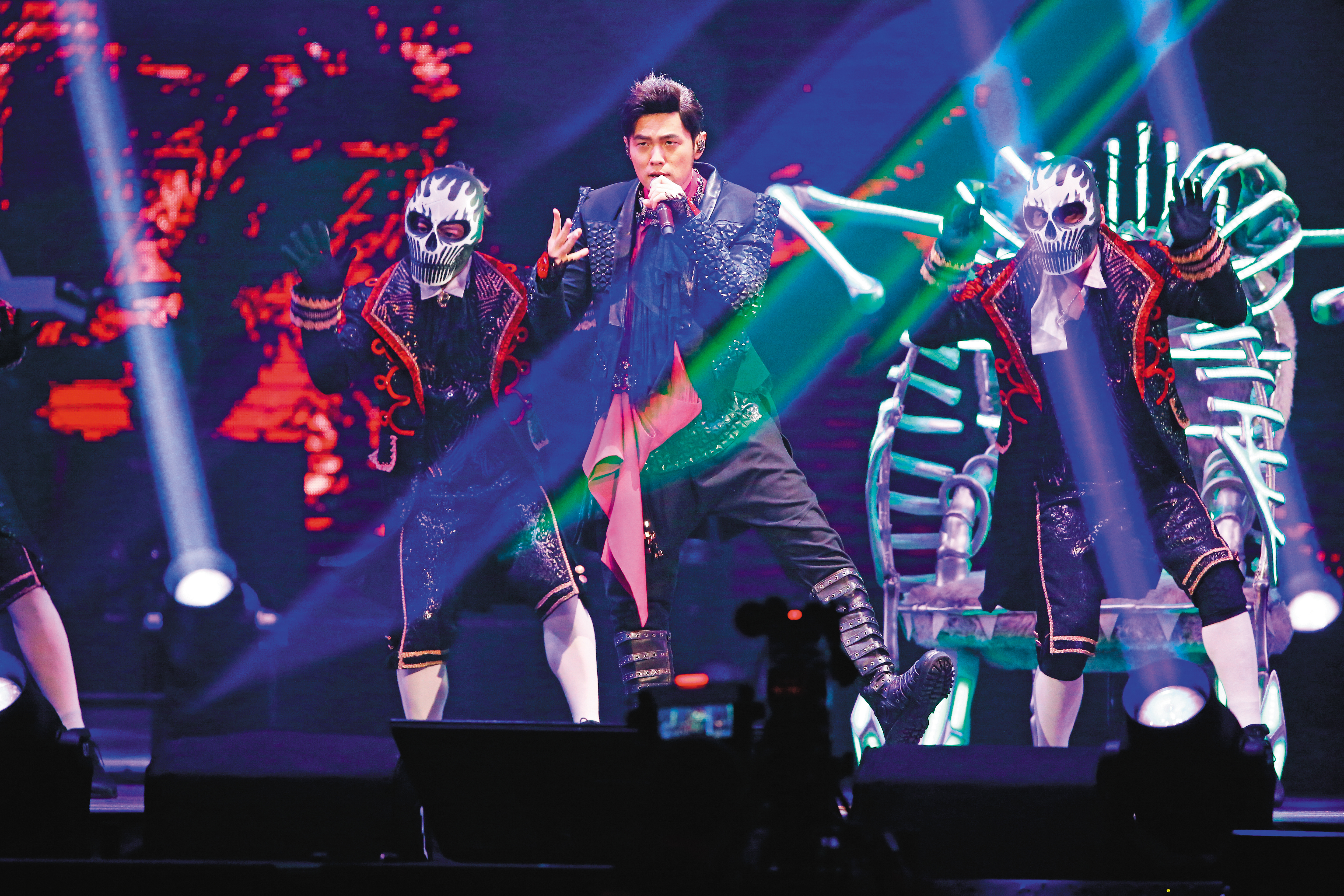 周杰倫原欲登台北小巨蛋舉辦出道20週年演唱會，申請時卻遭台北市文化局駁回，讓他忍不住嗆聲。