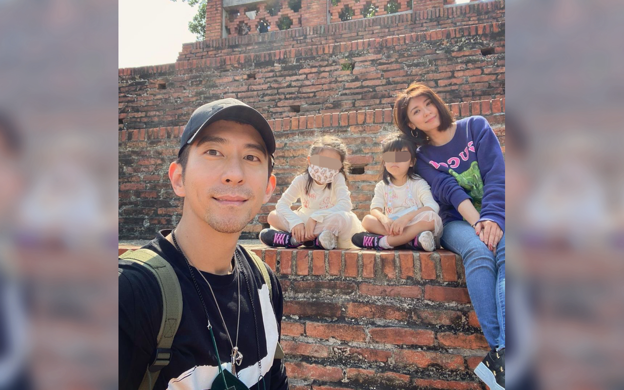 賈靜雯昨晚間在Instagram更新近況，發了多張一家五口在國內旅行照片。（翻攝自賈靜雯IG）