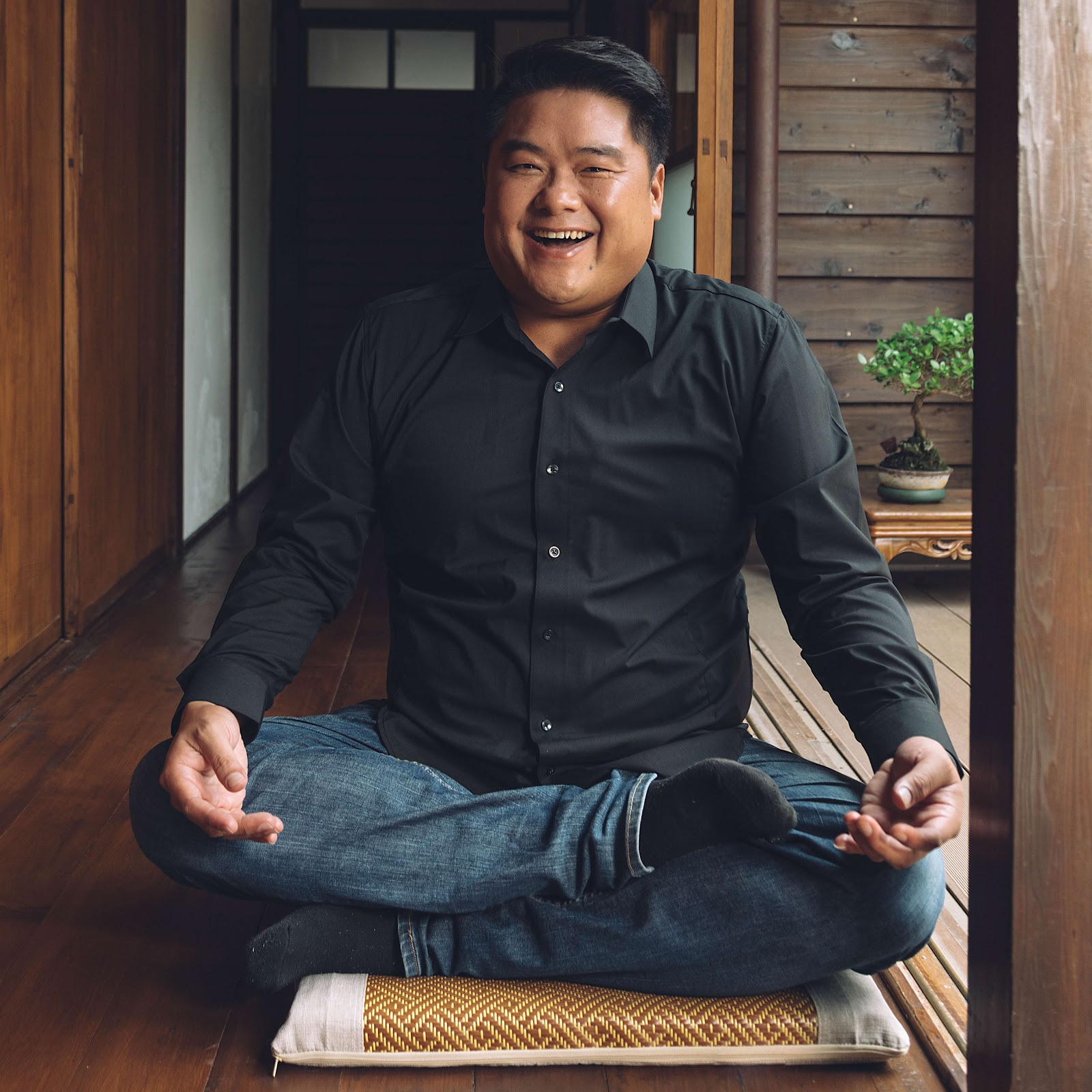 網路綜藝節目《懂了也沒用的台灣史？呂捷表示_》，由歷史教師呂捷以幽默角度延伸解析歷史。（公視提供）