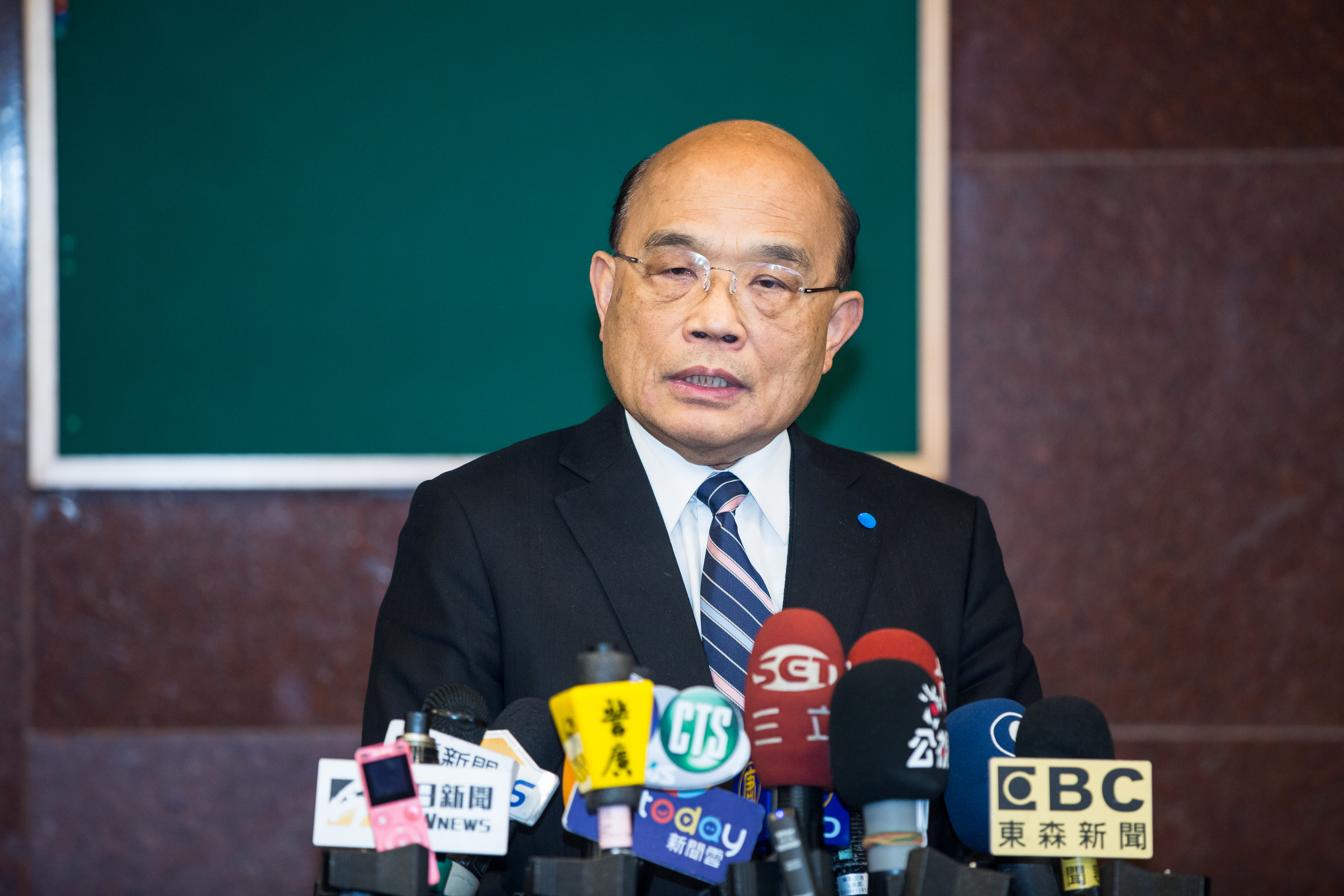 對於民調出現「死亡交叉」，蘇貞昌表示，會虛心檢討、改進。（本刊資料照）