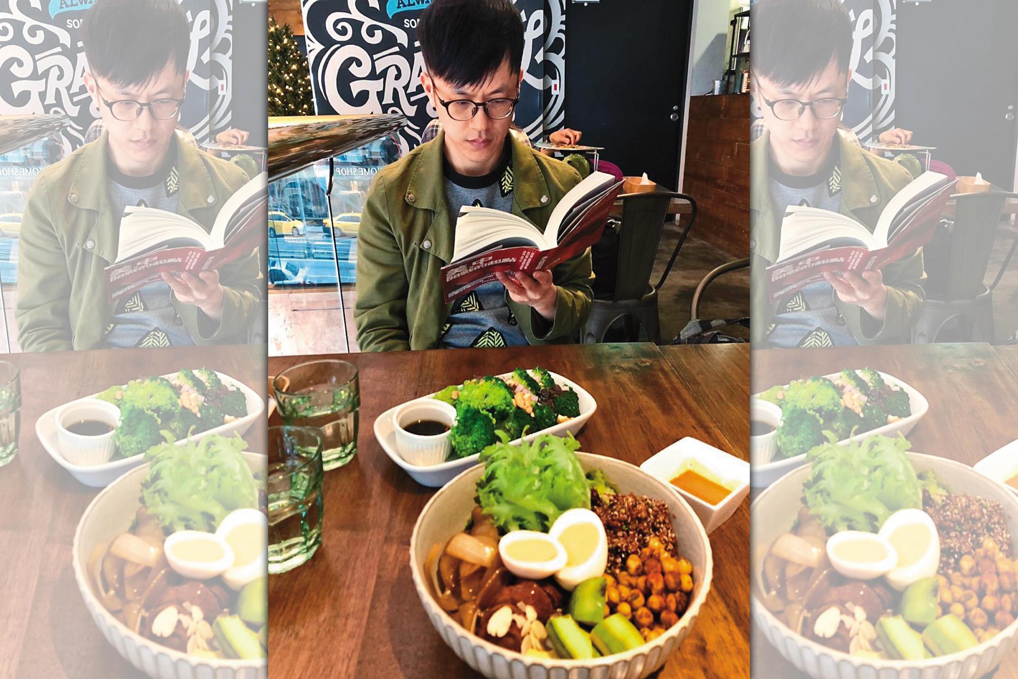 家境清寒,焦糖只讀到高職畢業,現在靠著多方涉獵書籍補充知識。(翻攝自陳嘉行IG)
