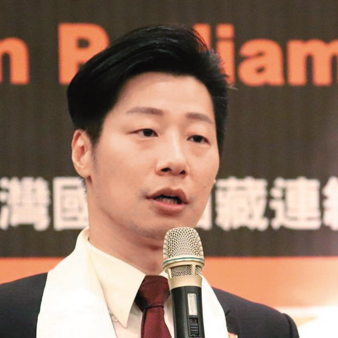 林昶佐搖滾歌手的身分,讓他受到年輕人支持。(翻攝自林昶佐臉書)