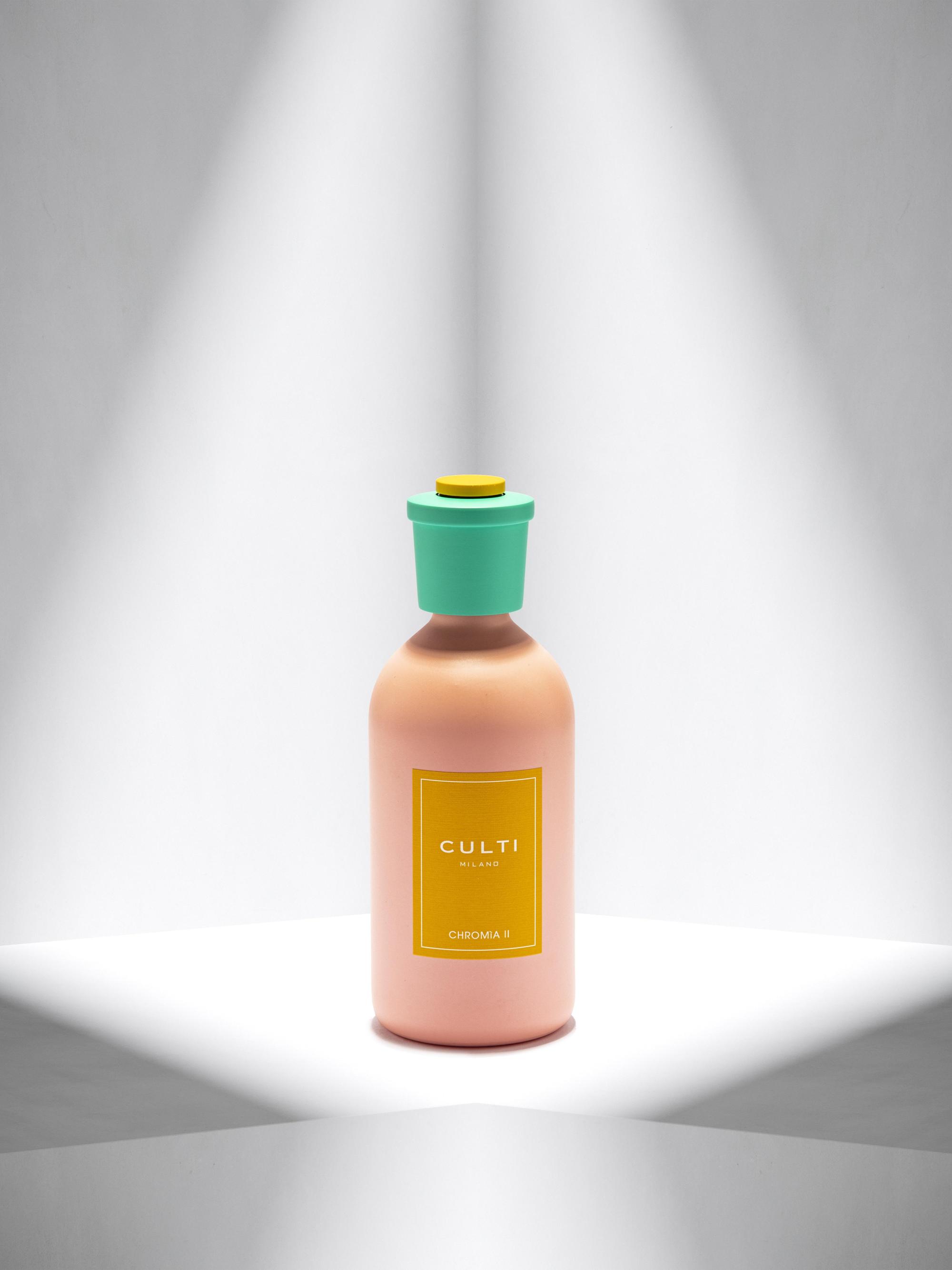 春日幻彩限量經典擴香(黃標) 。500ml/NT$4,000。(10/10 APOTHECARY提供)