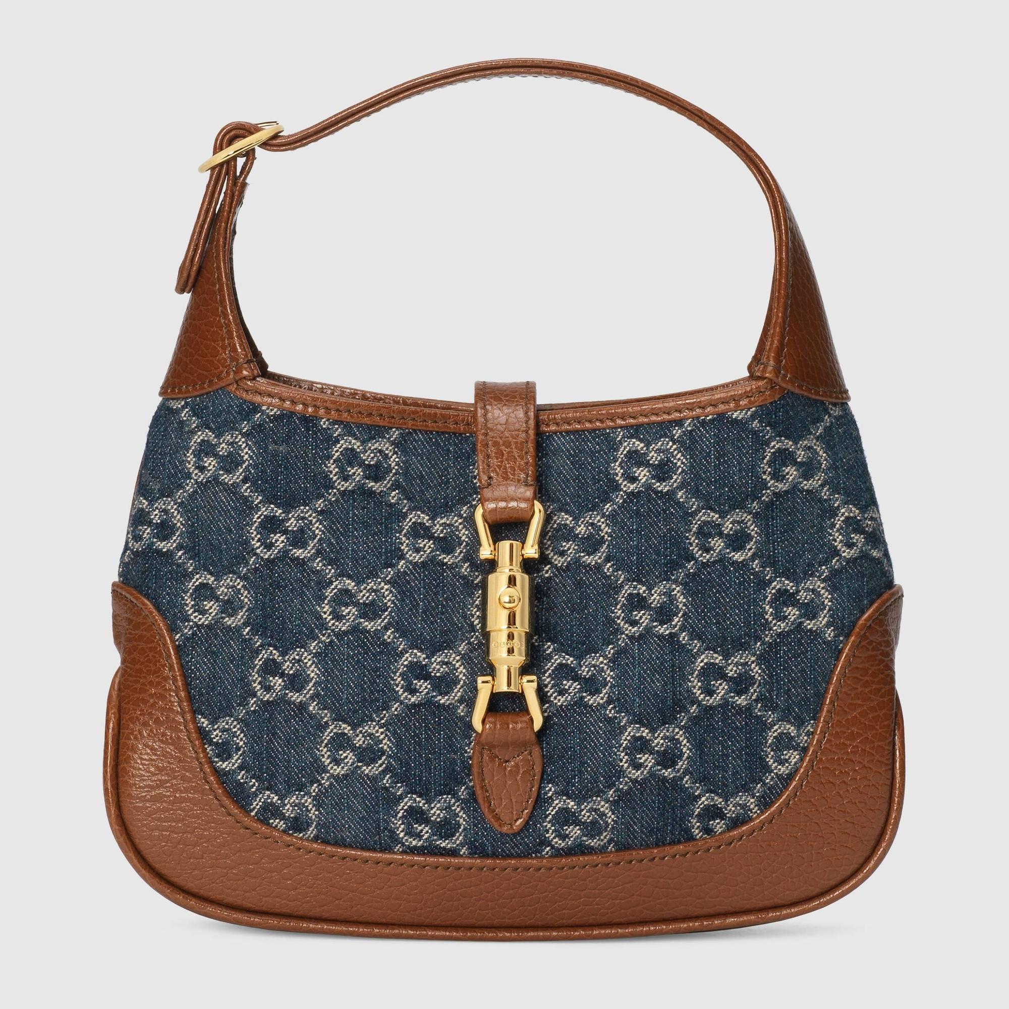 Jackie 1961丹寧迷你包。NT$59,500（GUCCI提共）